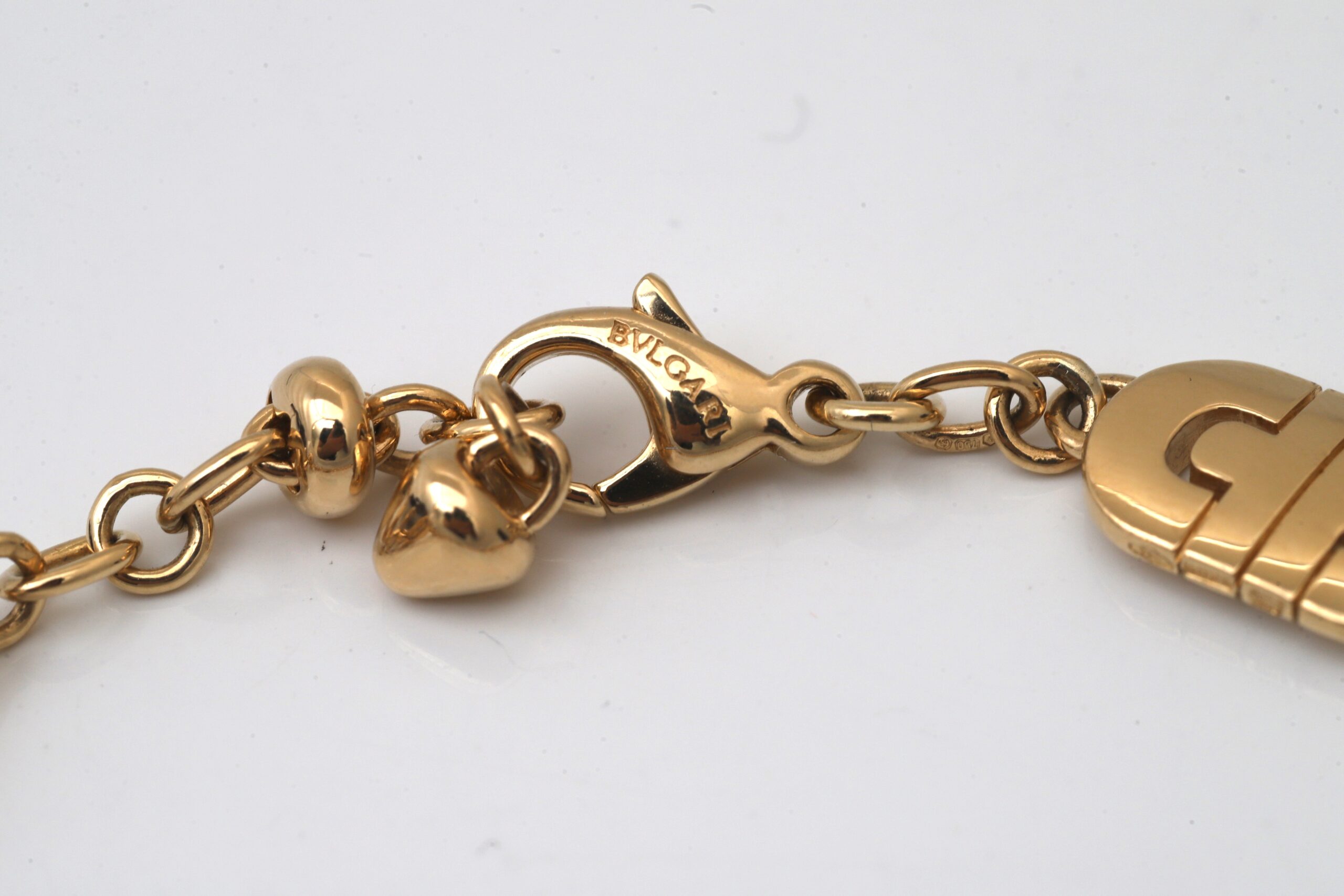 Bvlgari 18k Yellow Gold Unisex Bracelet 16g Bvlgari 18k Yellow Gold Unisex Bracelet 16g