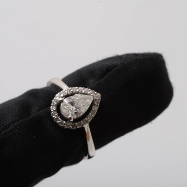18K White Gold 0.88CT Diamond Ring