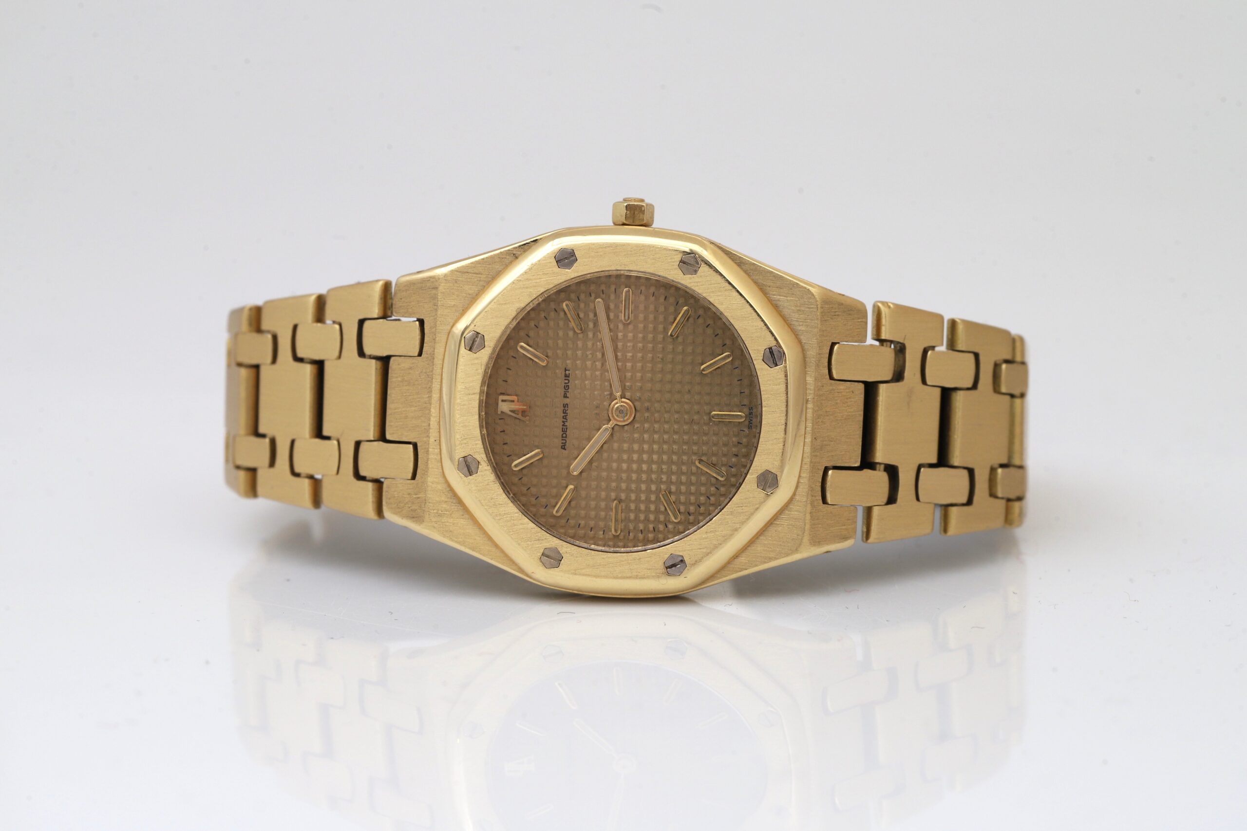 Audemars Piguet Royal Oak Full Yellow Gold 30mm Quartz Watch