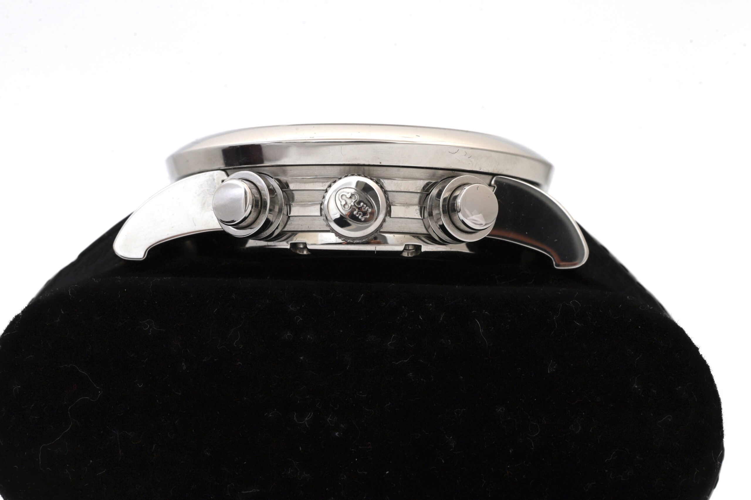 Corum Classic Flyback Automatic Chronograph 42mm Mens Watch