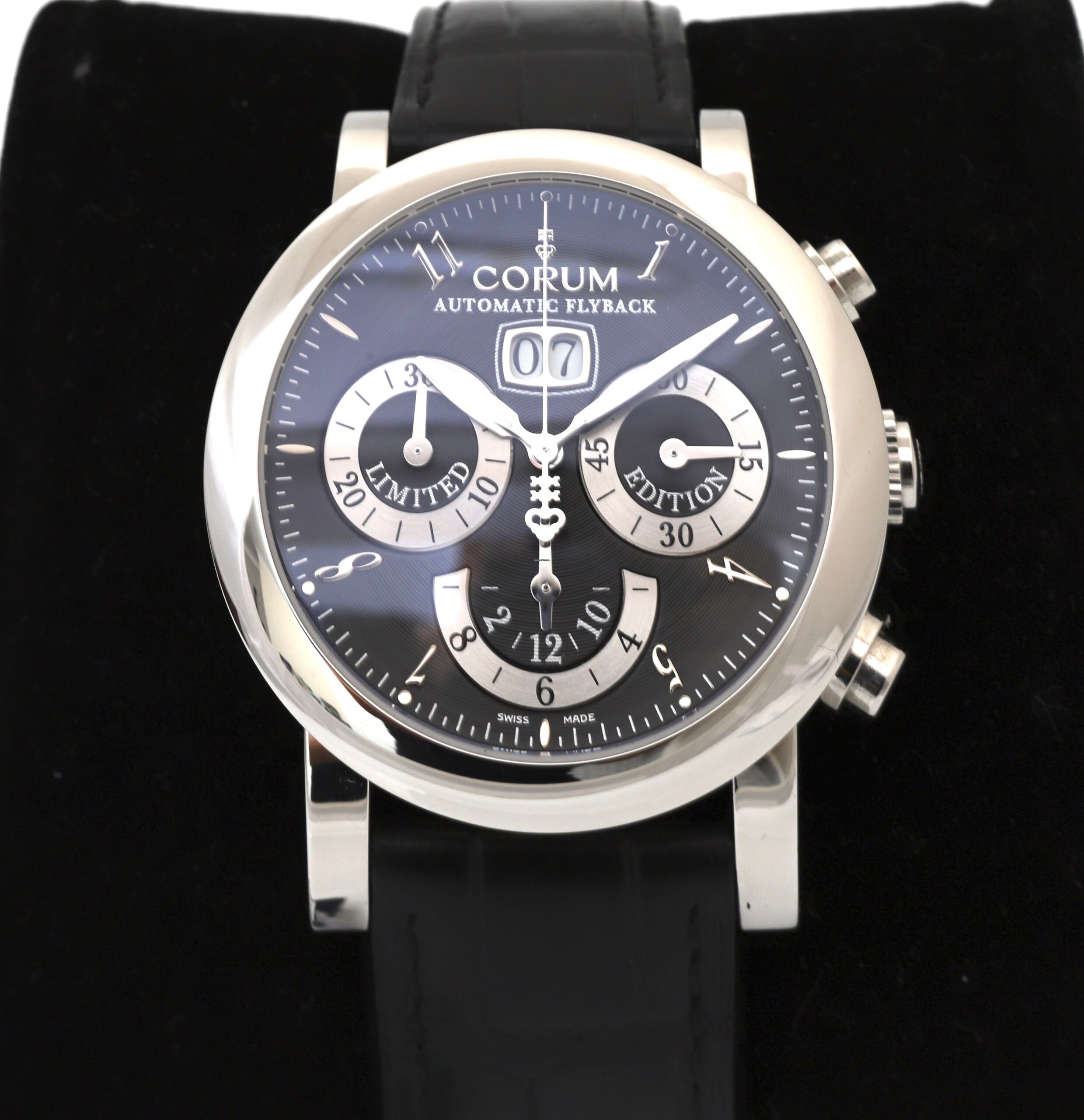 Corum Classic Flyback Automatic Chronograph 42mm Mens Watch