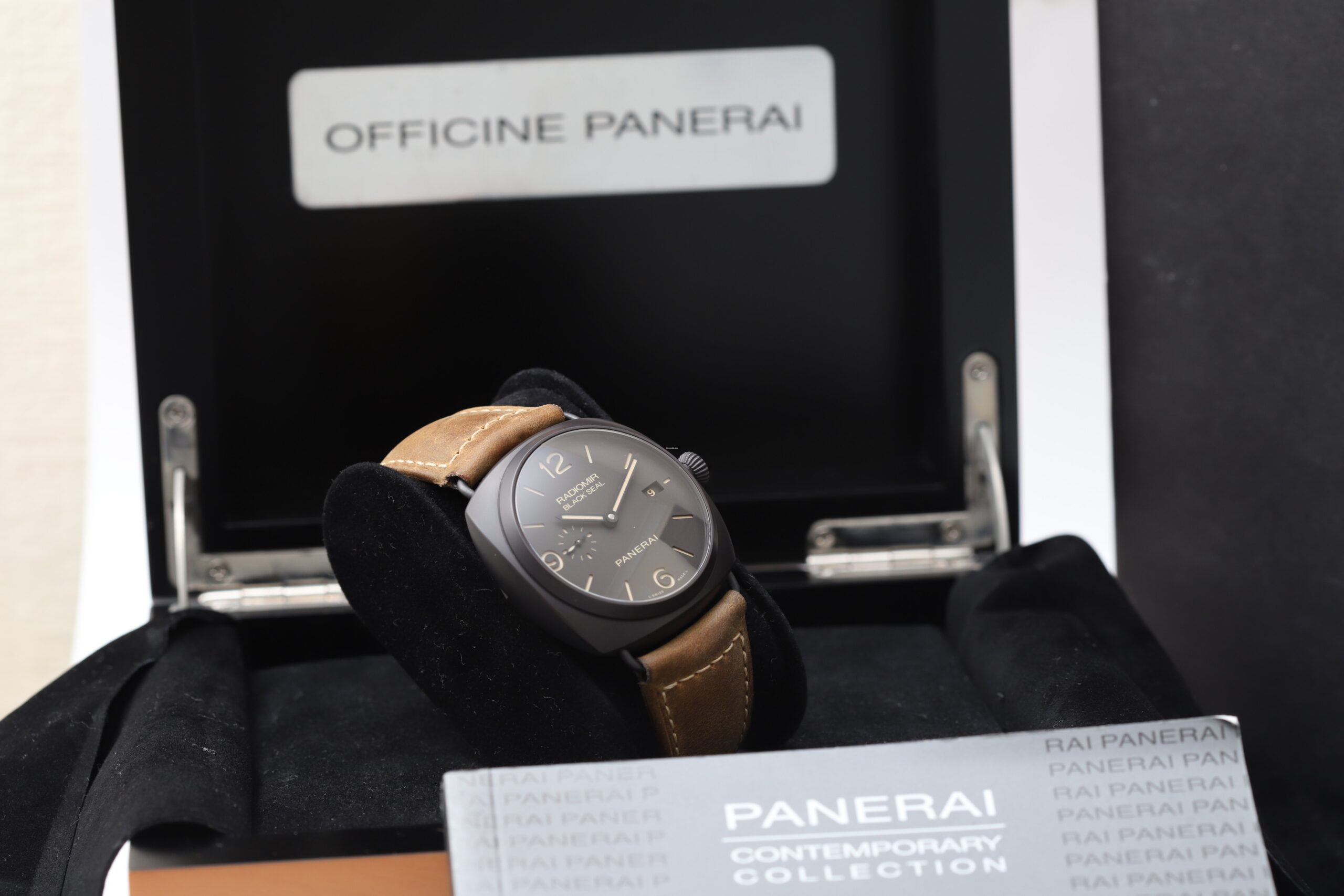Panerai Radiomir Black Seal Pam00505 Composite 45MM Automatic Watch