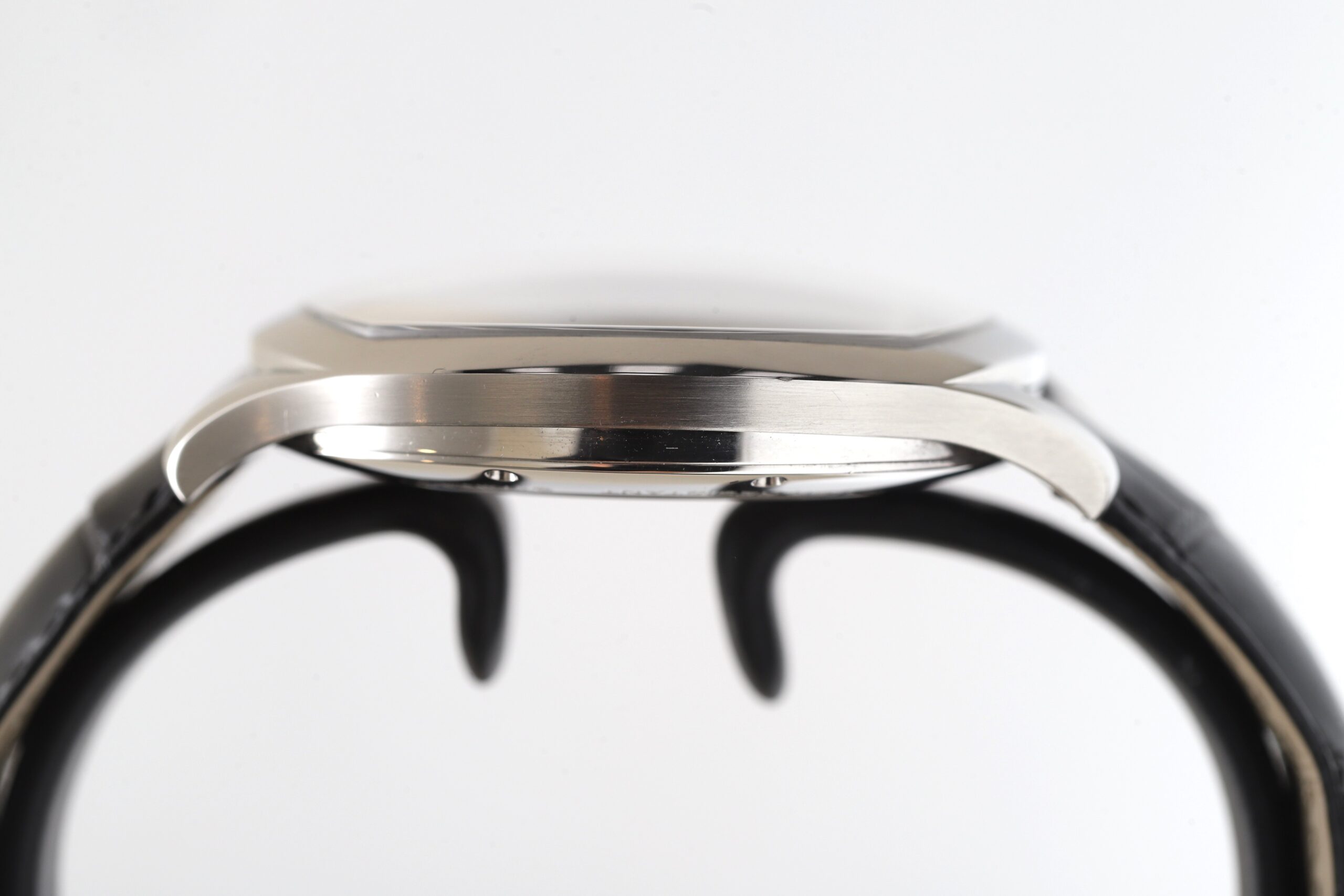 Cartier Drive De Cartier Small Second Date 40mm Automatic Cartier Drive De Cartier Small Second Date 40mm Automatic