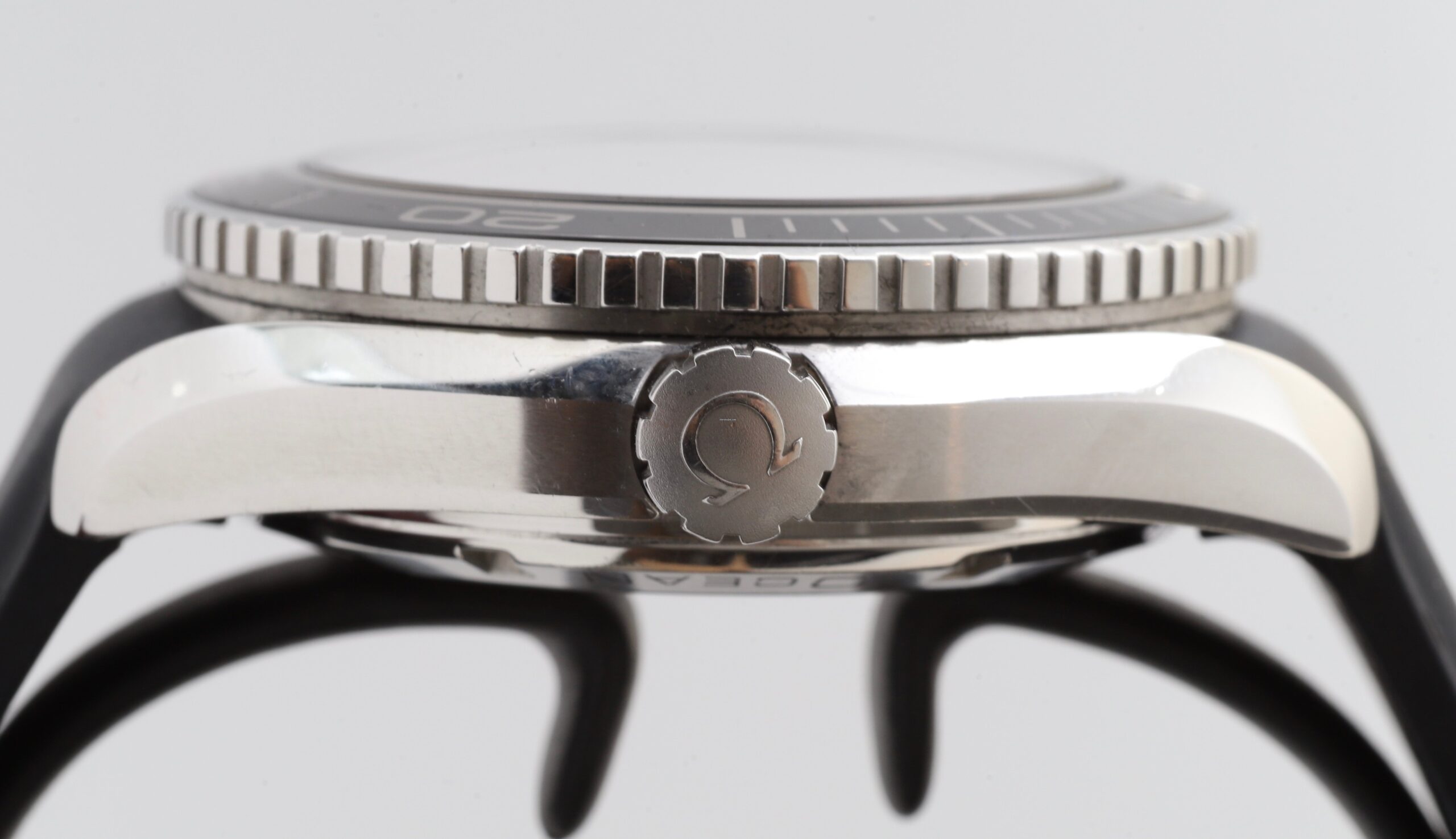 Omega Seamaster Planet Ocean Large 45.5mm Cal.8500 Automatic