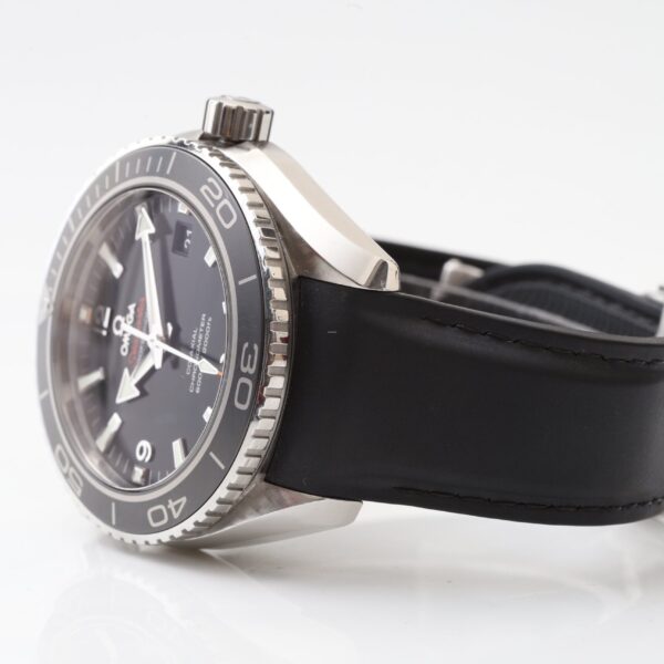 Omega Seamaster Planet Ocean Large 45.5mm Cal.8500 Automatic