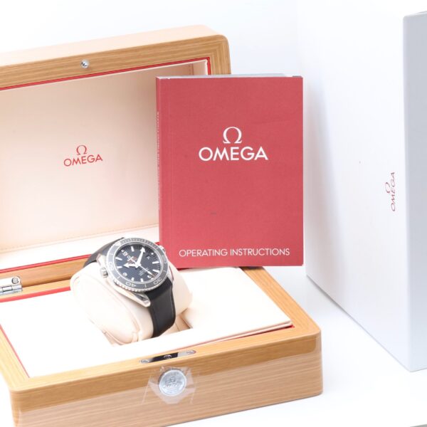 Omega Seamaster Planet Ocean Large 45.5mm Cal.8500 Automatic