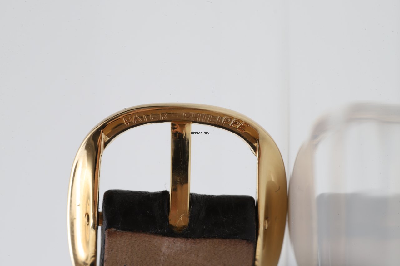 Patek Philippe Ellipse 18k Yellow Gold Manual Wind Blue Face Patek Philippe Ellipse 18k Yellow Gold Manual Wind Blue Face