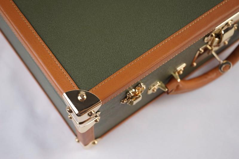 Saffiano Olive Watch Trunk for 36 Watches Saffiano Olive Watch Trunk for 36 Watches