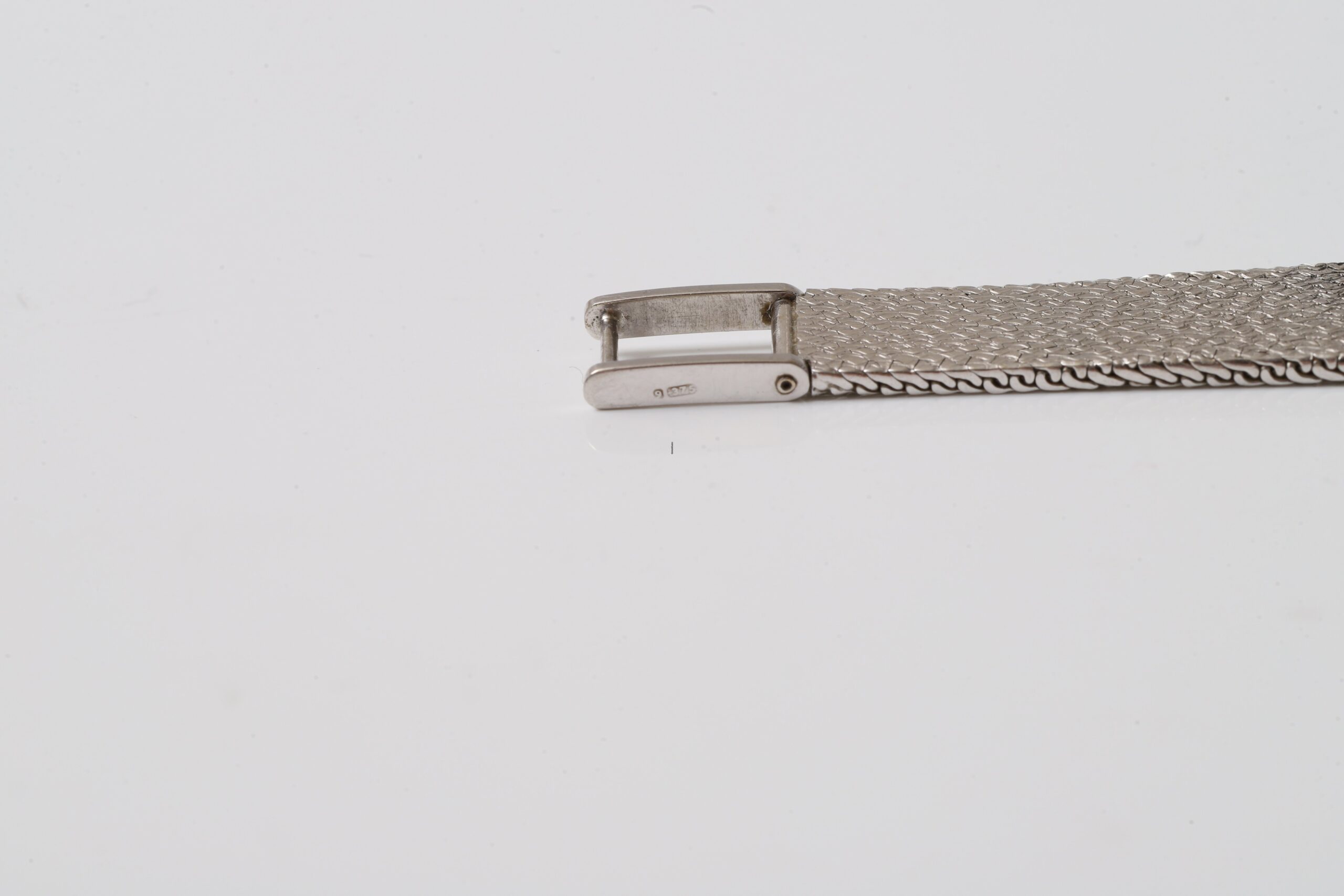 Omega Vintage 18k White Gold Manual Wind Blue Face 1960s Circa