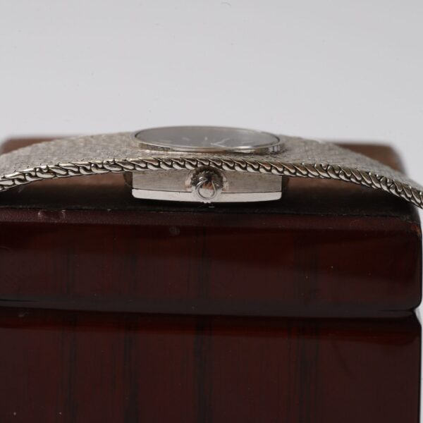 Omega Vintage 18k White Gold Manual Wind Blue Face 1960s Circa