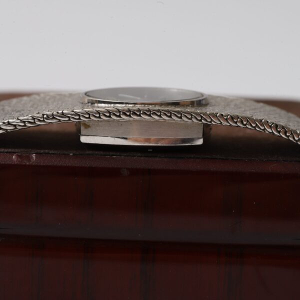 Omega Vintage 18k White Gold Manual Wind Blue Face 1960s Circa