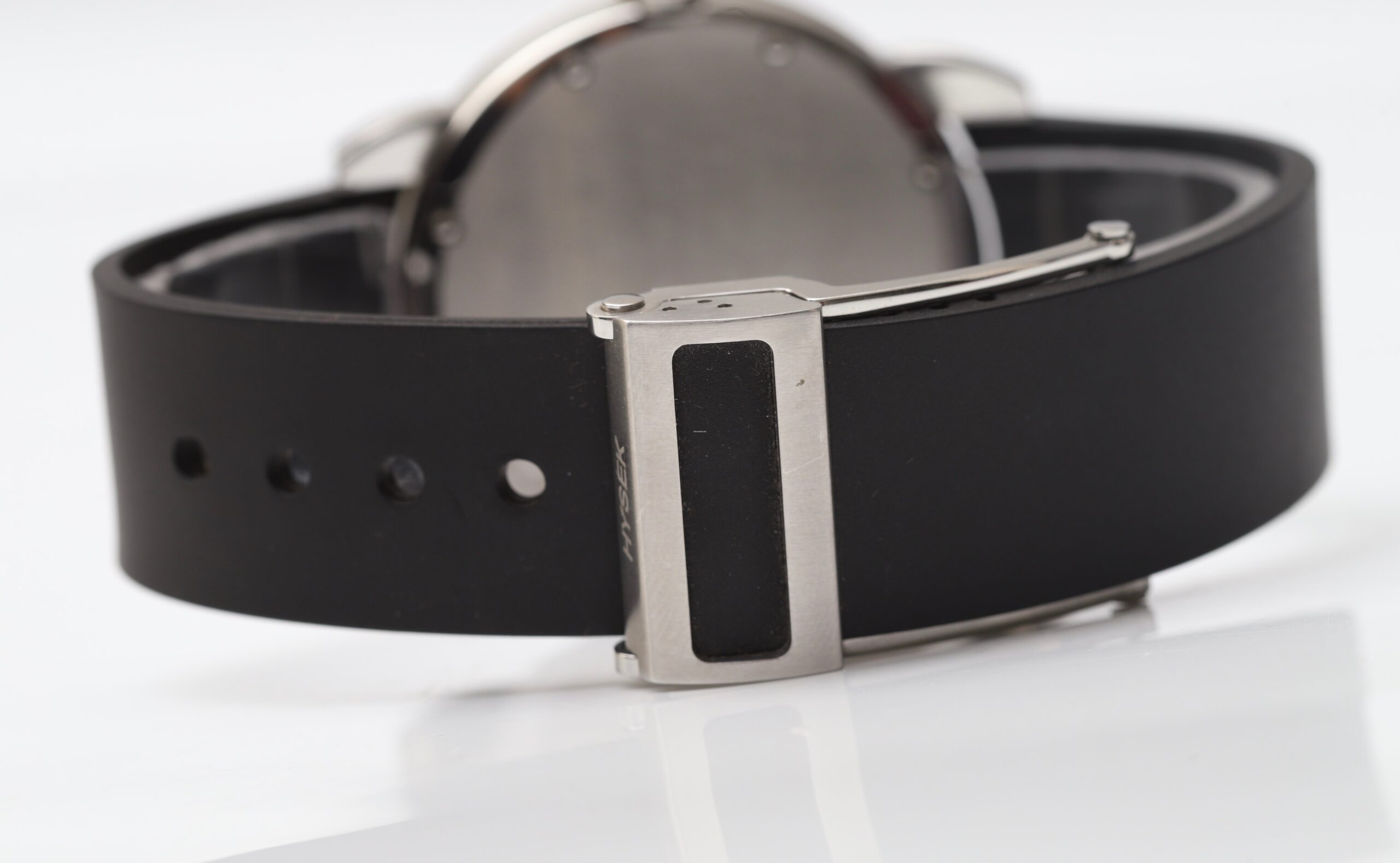 Jorg Hysek IO 44mm Quartz Date Jorg Hysek IO 44mm Quartz Date