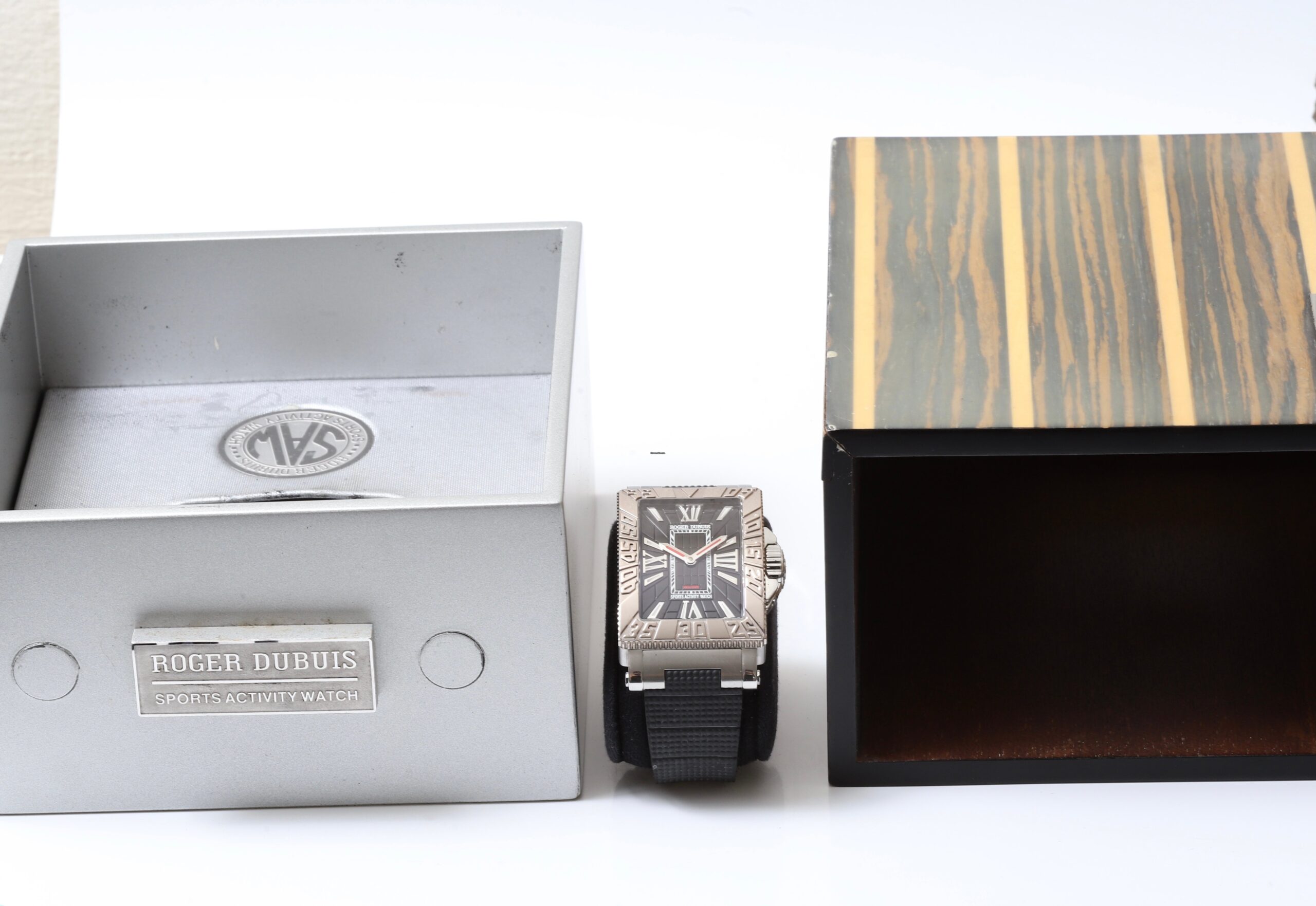 Roger Dubuis Just for Friends Automatic Gold Bezel Automatic Roger Dubuis Just for Friends Automatic Gold Bezel Automatic