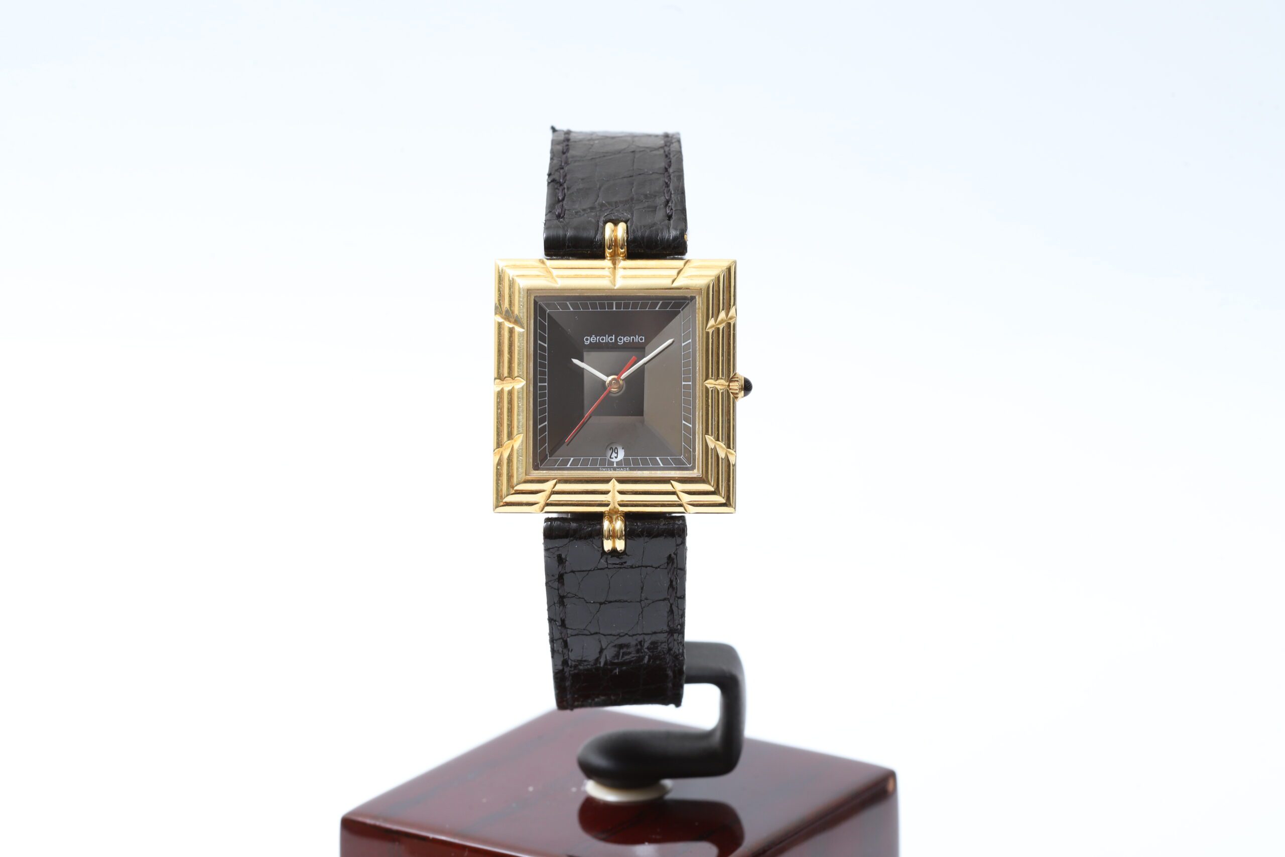 Gérald Genta Les Nights 27mm NOS Quartz Watch