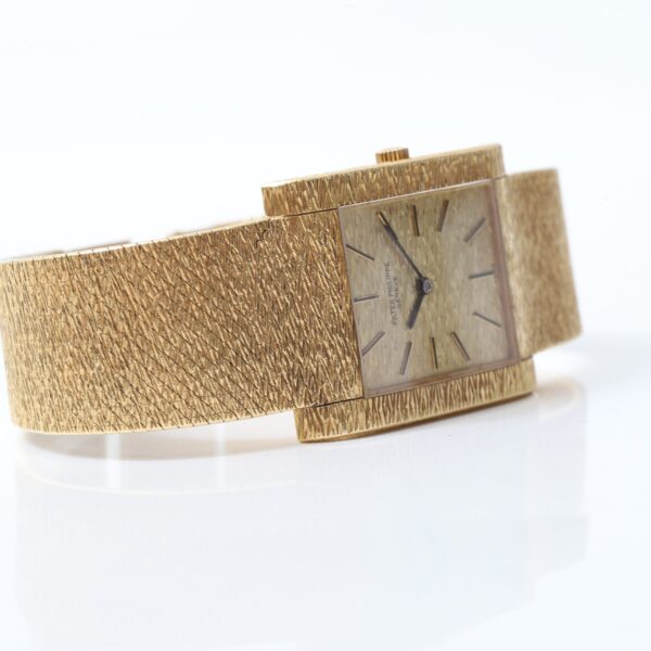 Patek Philippe Gondolo 18k Yellow Gold 26.5mm Mechanic Vintage 70’s Circa Watch