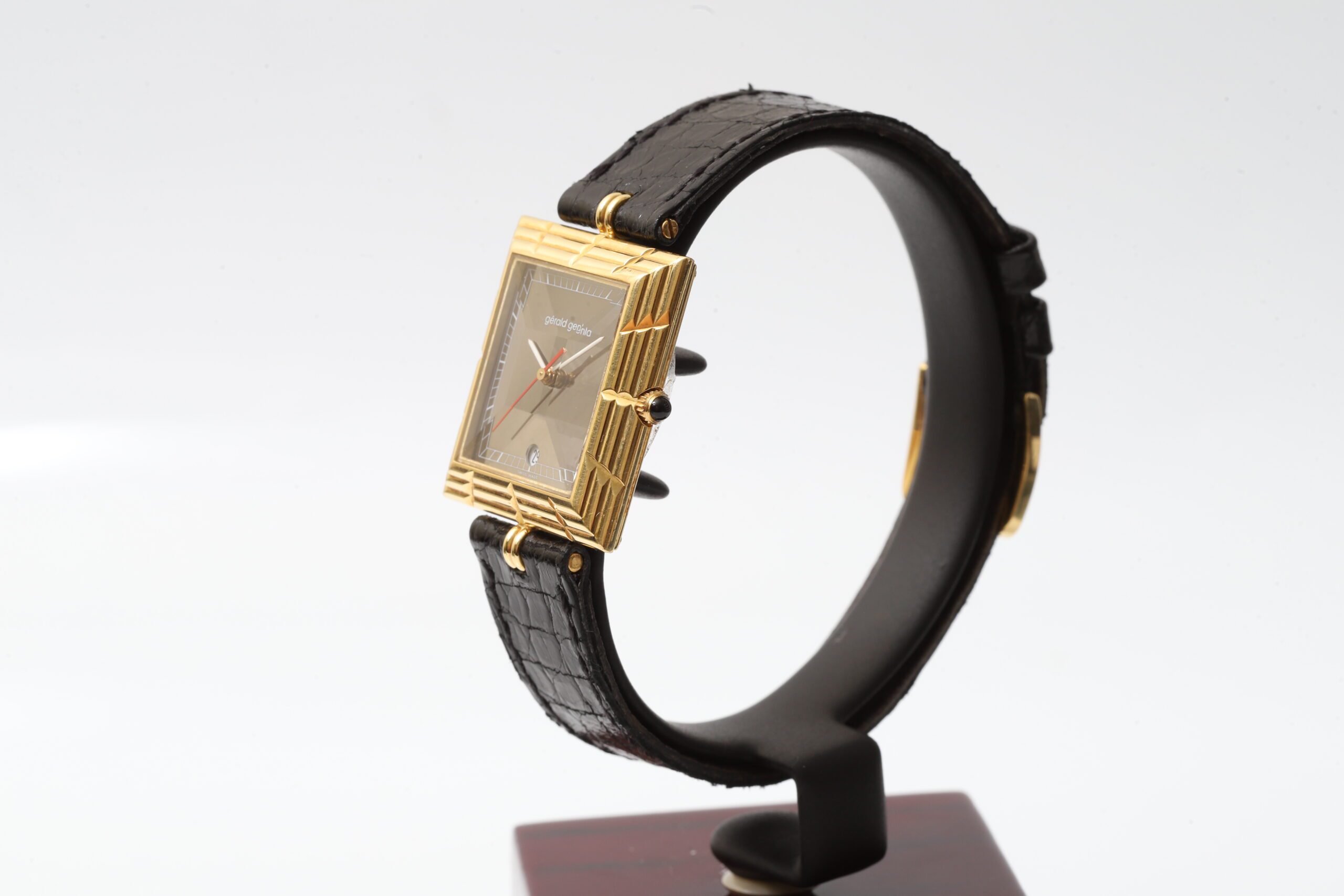 Gérald Genta Les Nights 27mm NOS Quartz Watch