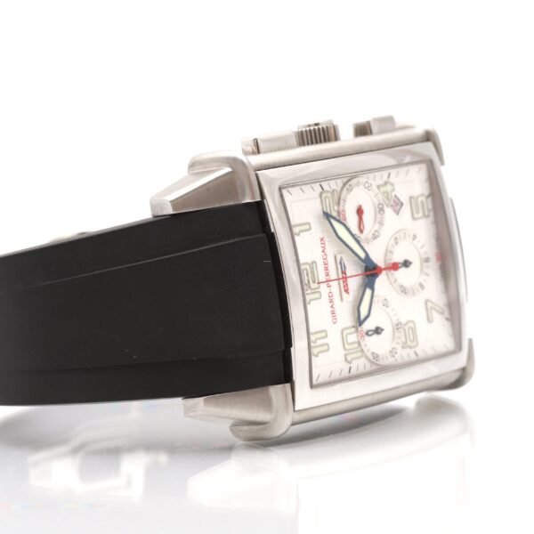 Girard Perregaux Vintage 1945 XXL 100pcs Limited Edition Chronograph