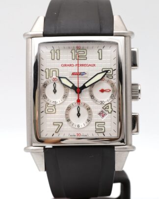 Girard Perregaux Vintage 1945 XXL 100pcs Limited Edition Chronograph