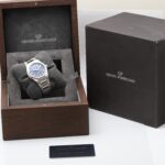 Girard Perregaux Laureato 42mm Automatic Blue Dial