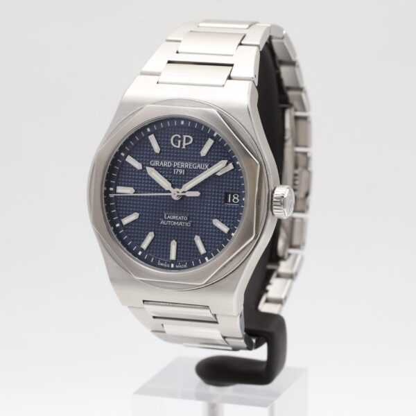 Girard Perregaux Laureato 42mm Automatic Blue Dial