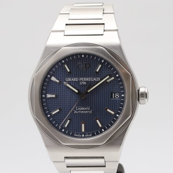 Girard Perregaux Laureato 42mm Automatic Blue Dial