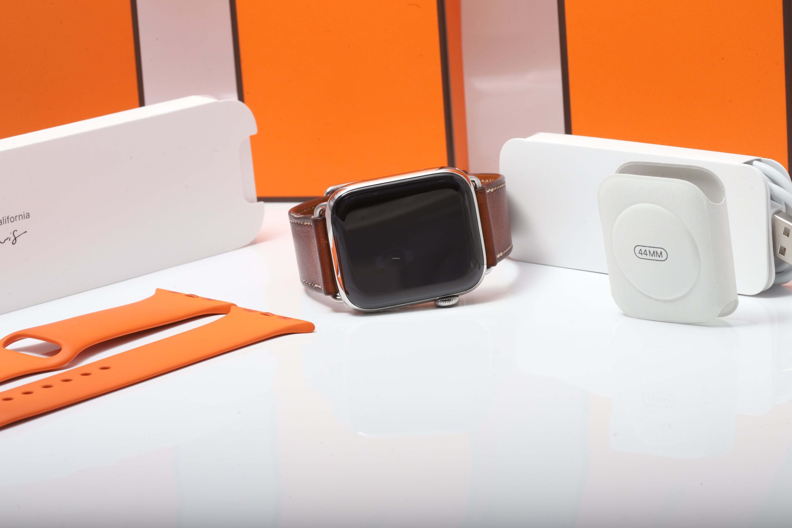 Apple Hermes Series 5 44mm GPS + Cellular Apple Hermes Series 5 44mm GPS + Cellular