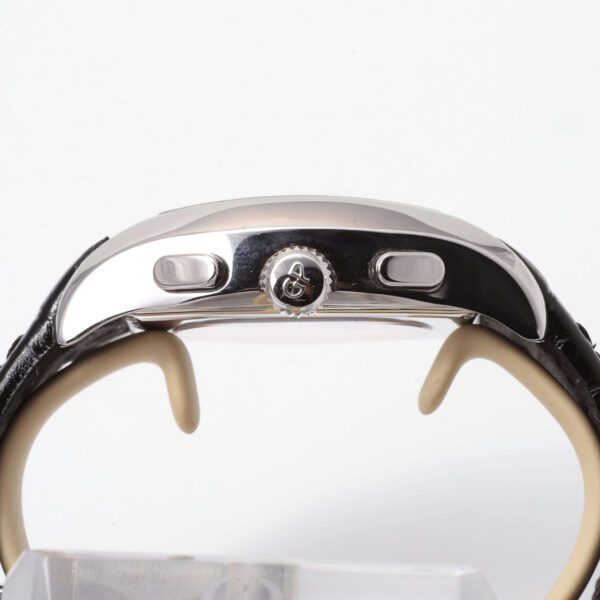 Girard Perregaux Richeville Automatic Chronograph 37 x 50mm