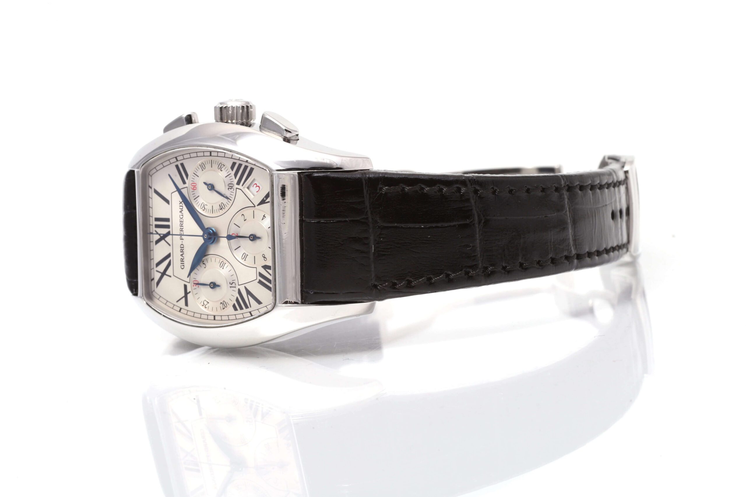 Girard Perregaux Richeville Automatic Chronograph 37 x 50mm