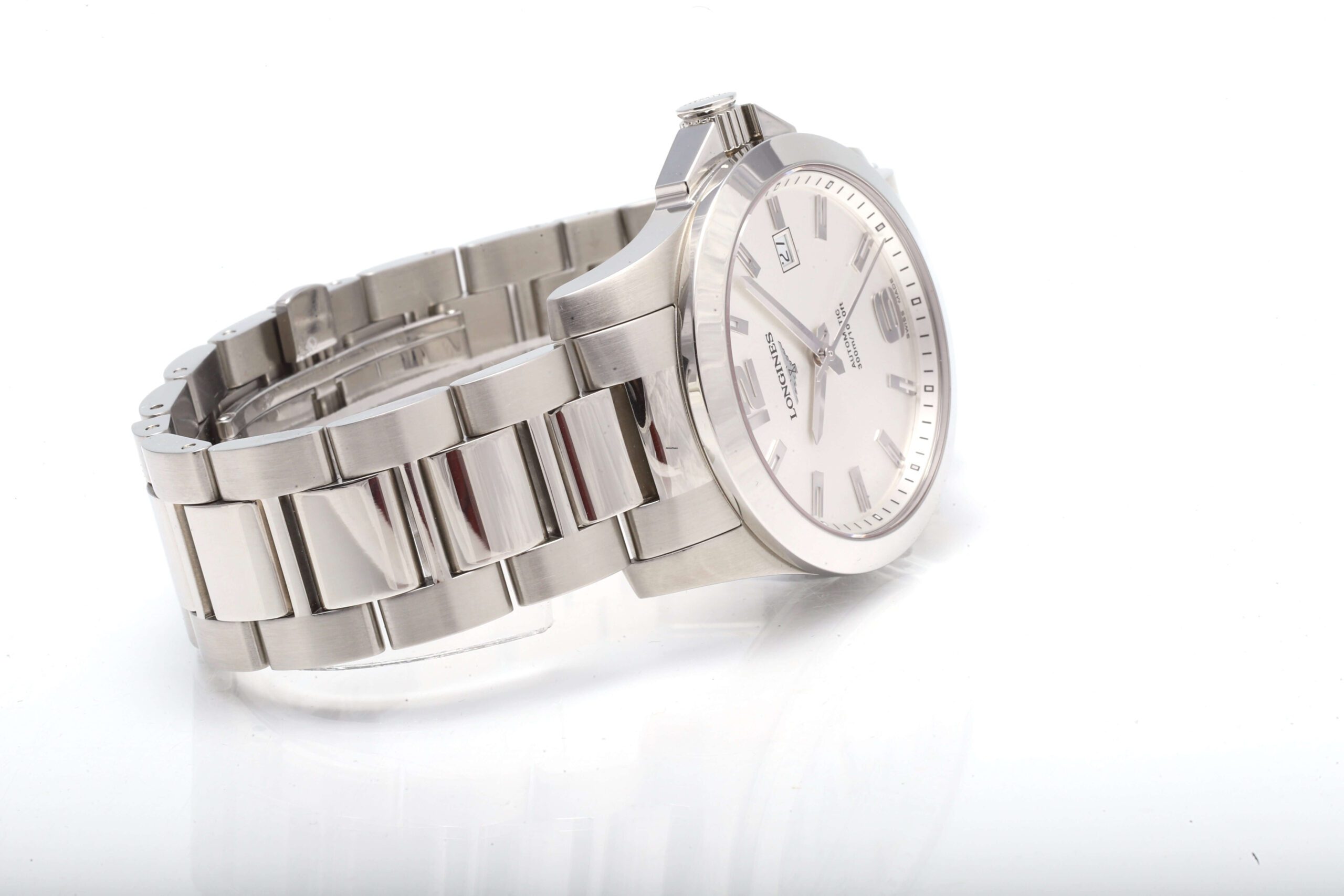 Longines Conquest Automatic 41mm Mint Condition Box & Papers Longines Conquest Automatic 41mm Mint Condition Box & Papers