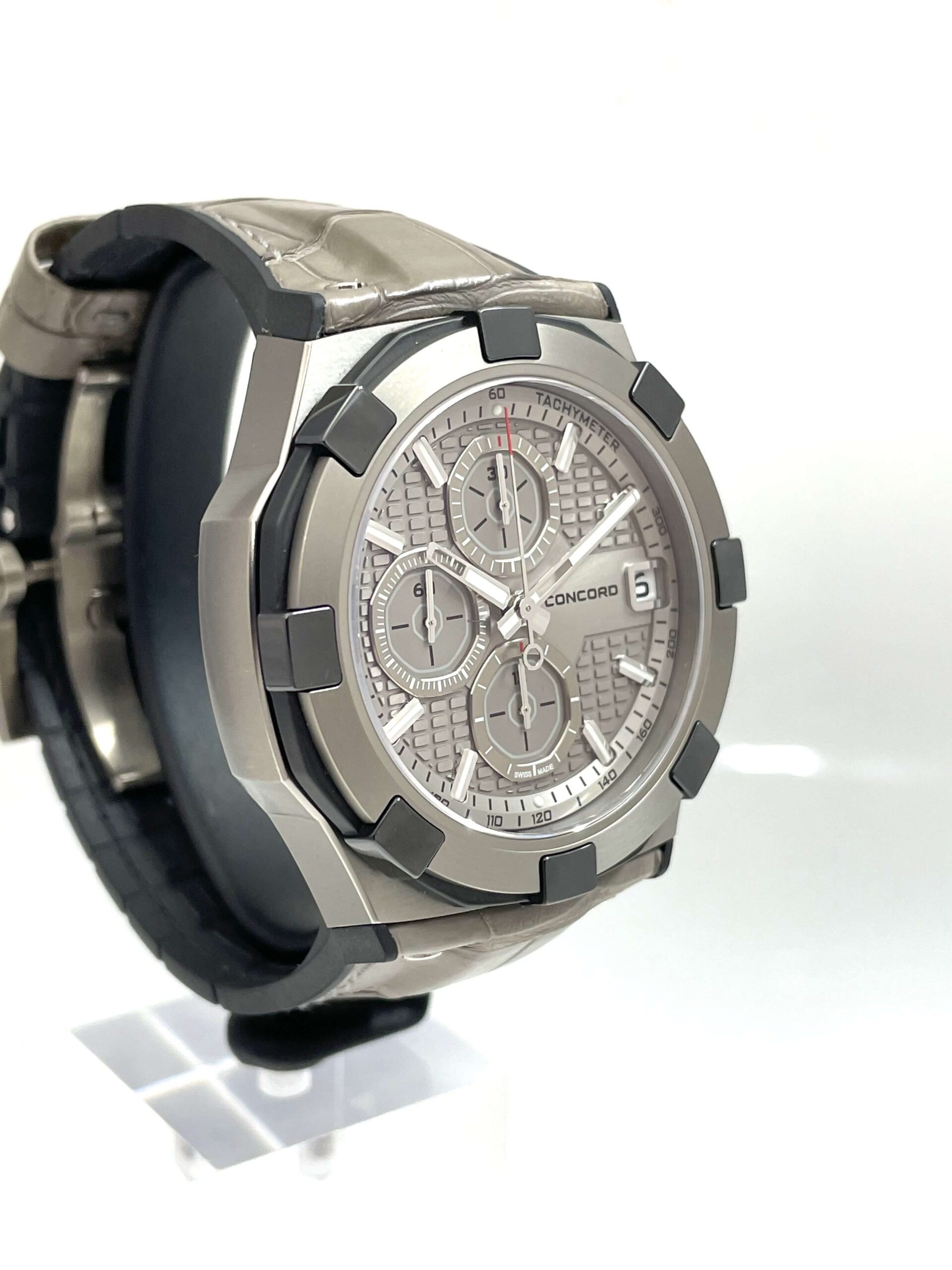 Concord C2 Audace Savoir Faire Avant Garde 43mm Automatic Chronograph Titanium UNWORN Concord C2 Audace Savoir Faire Avant Garde 43mm Automatic Chronograph Titanium UNWORN