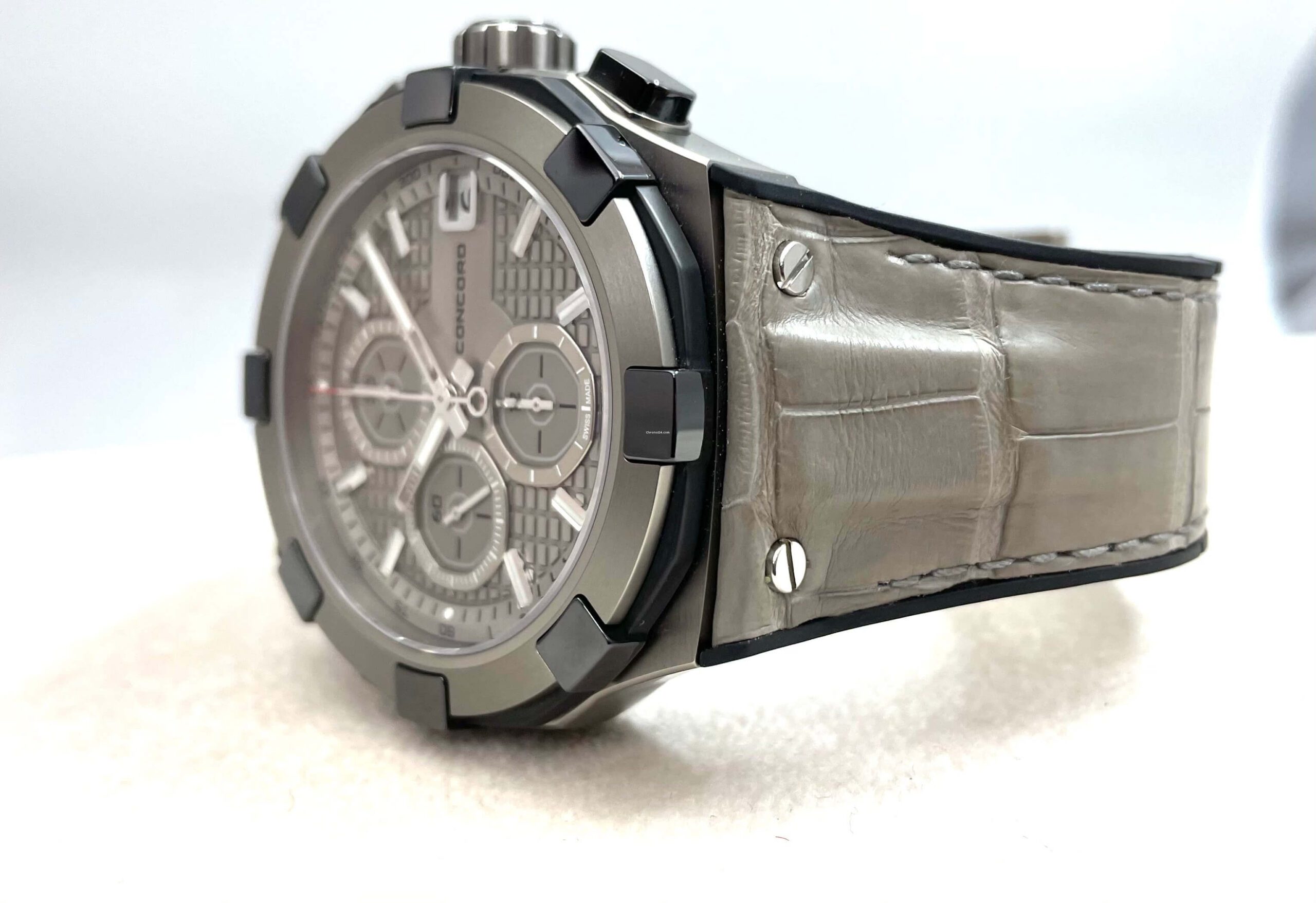 Concord C2 Audace Savoir Faire Avant Garde 43mm Automatic Chronograph Titanium UNWORN Concord C2 Audace Savoir Faire Avant Garde 43mm Automatic Chronograph Titanium UNWORN