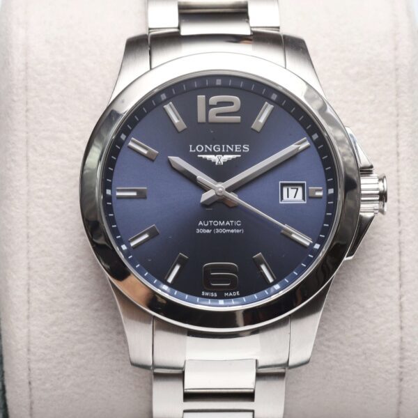 Longines Blue Dial Stainless Steel Conquest 39mm Automatic Box & Papers Excellent Condition
