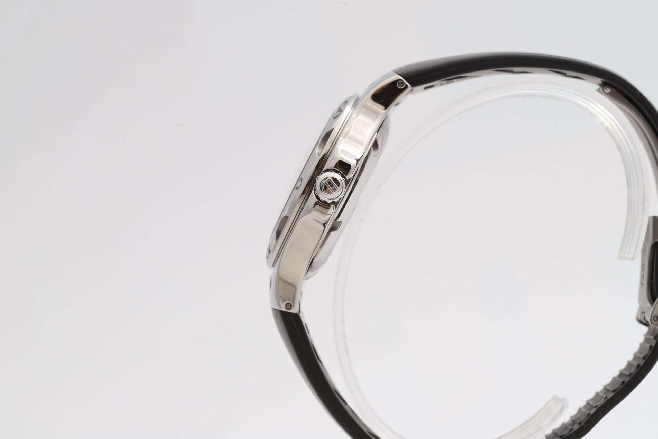 TAG Heuer Kirium Ti5 Carbon Dial 37mm TAG Heuer Kirium Ti5 Carbon Dial 37mm