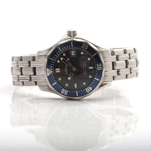 Omega Seamaster 300m Quartz 28mm Watch