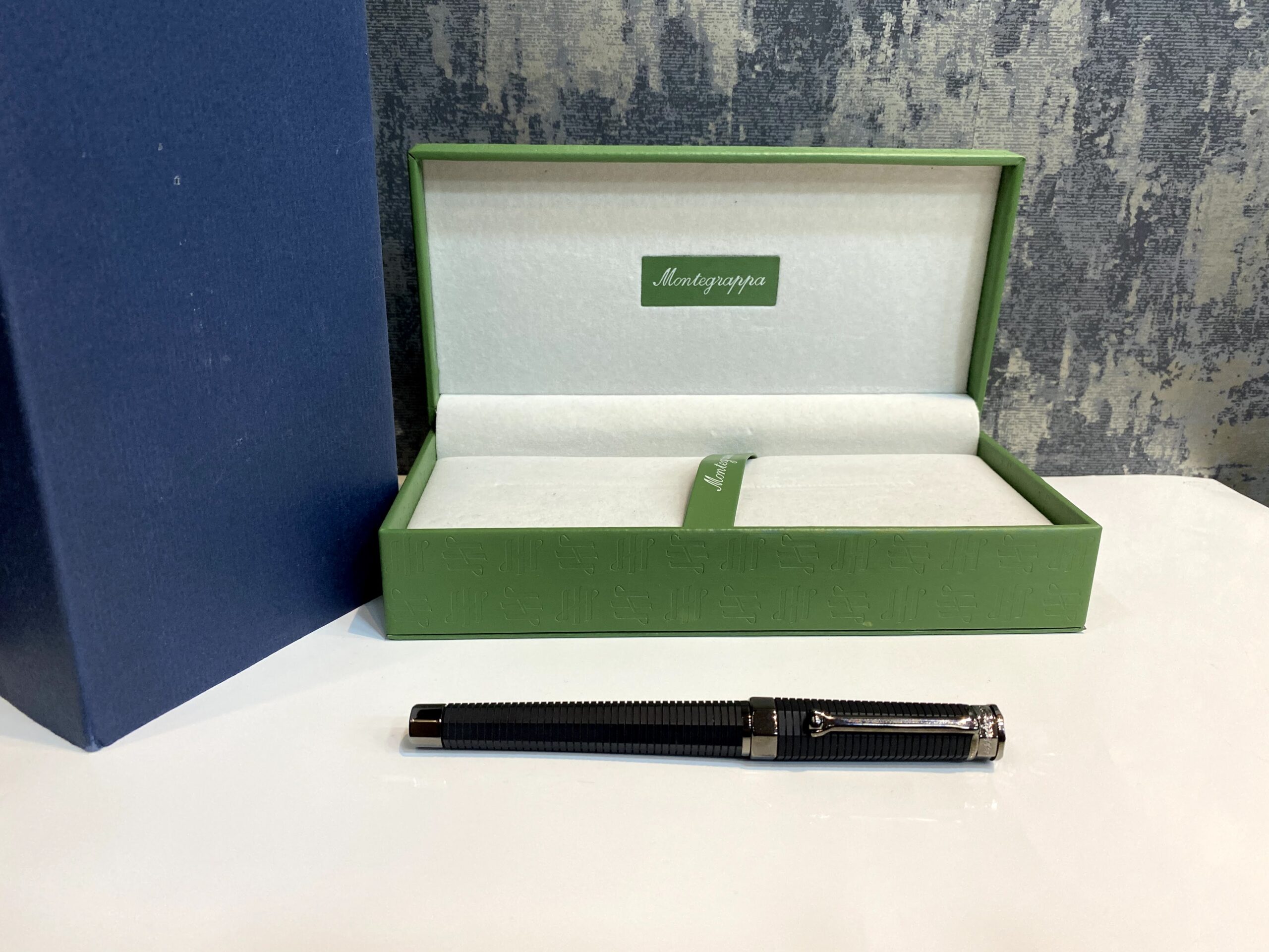 Montegrappa Nerouno Linea Rollerball Pen