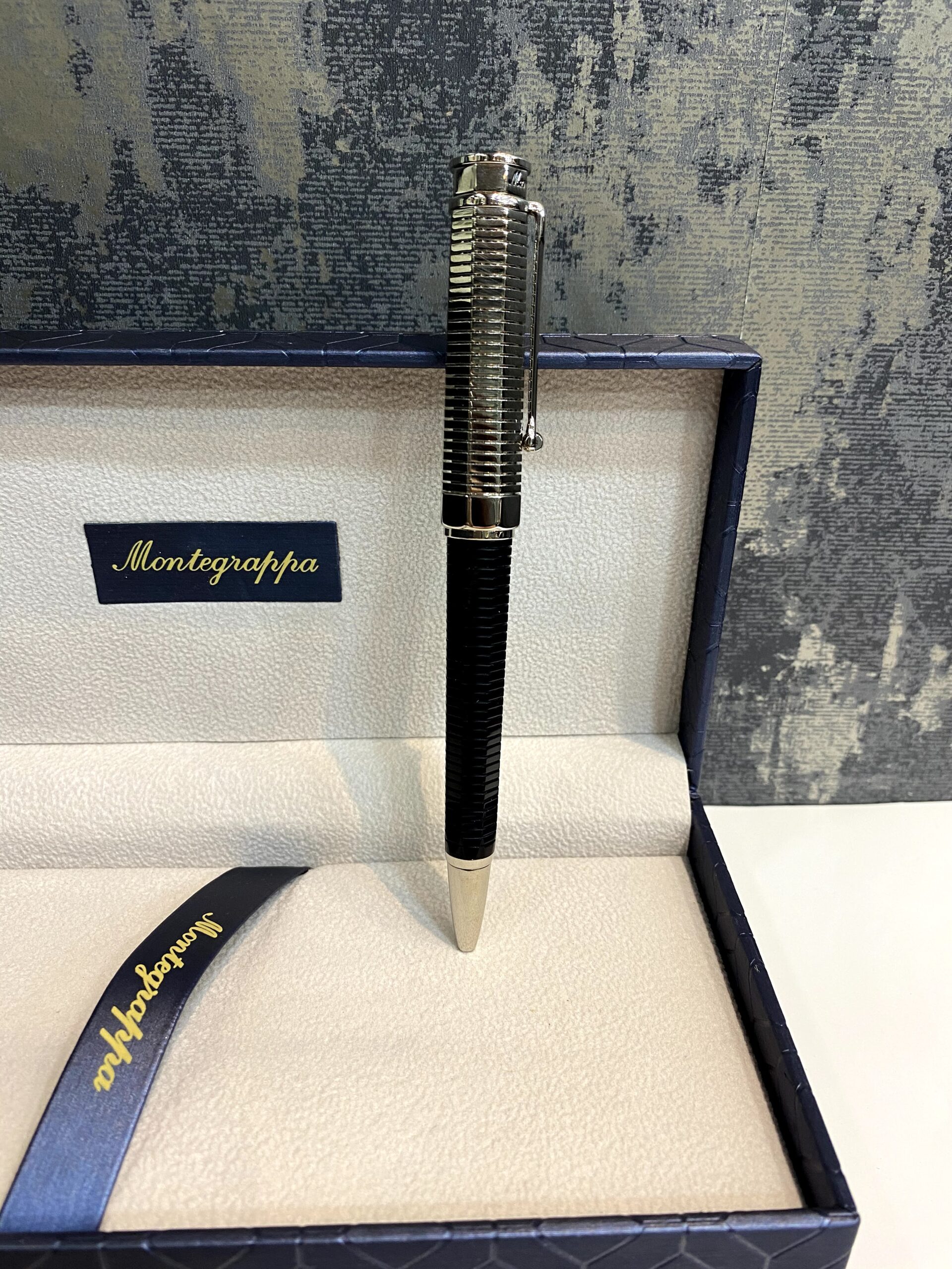 Montegrappa Nerouno Duetto Ballpoint pen
