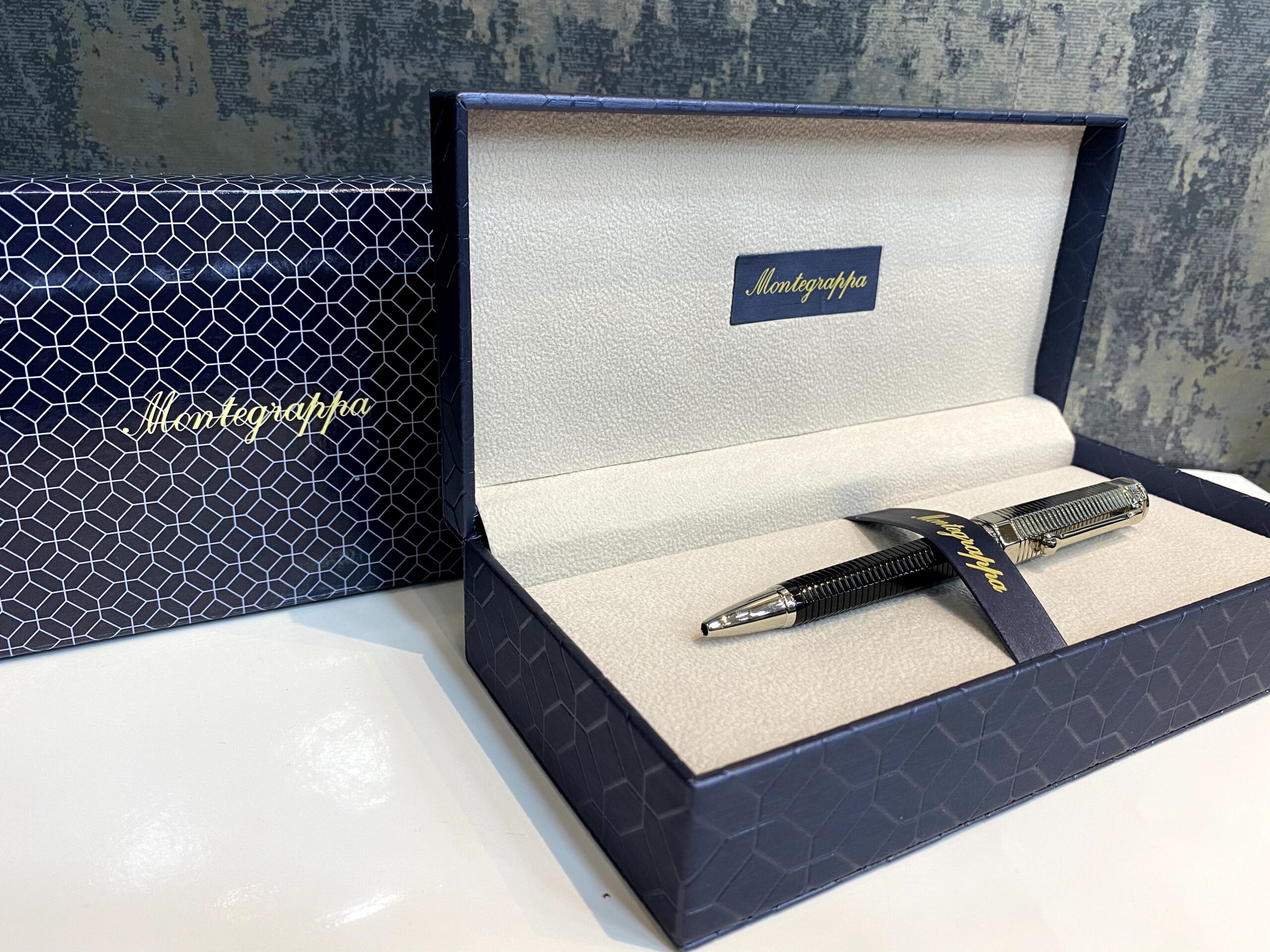 Montegrappa Nerouno Duetto Ballpoint pen