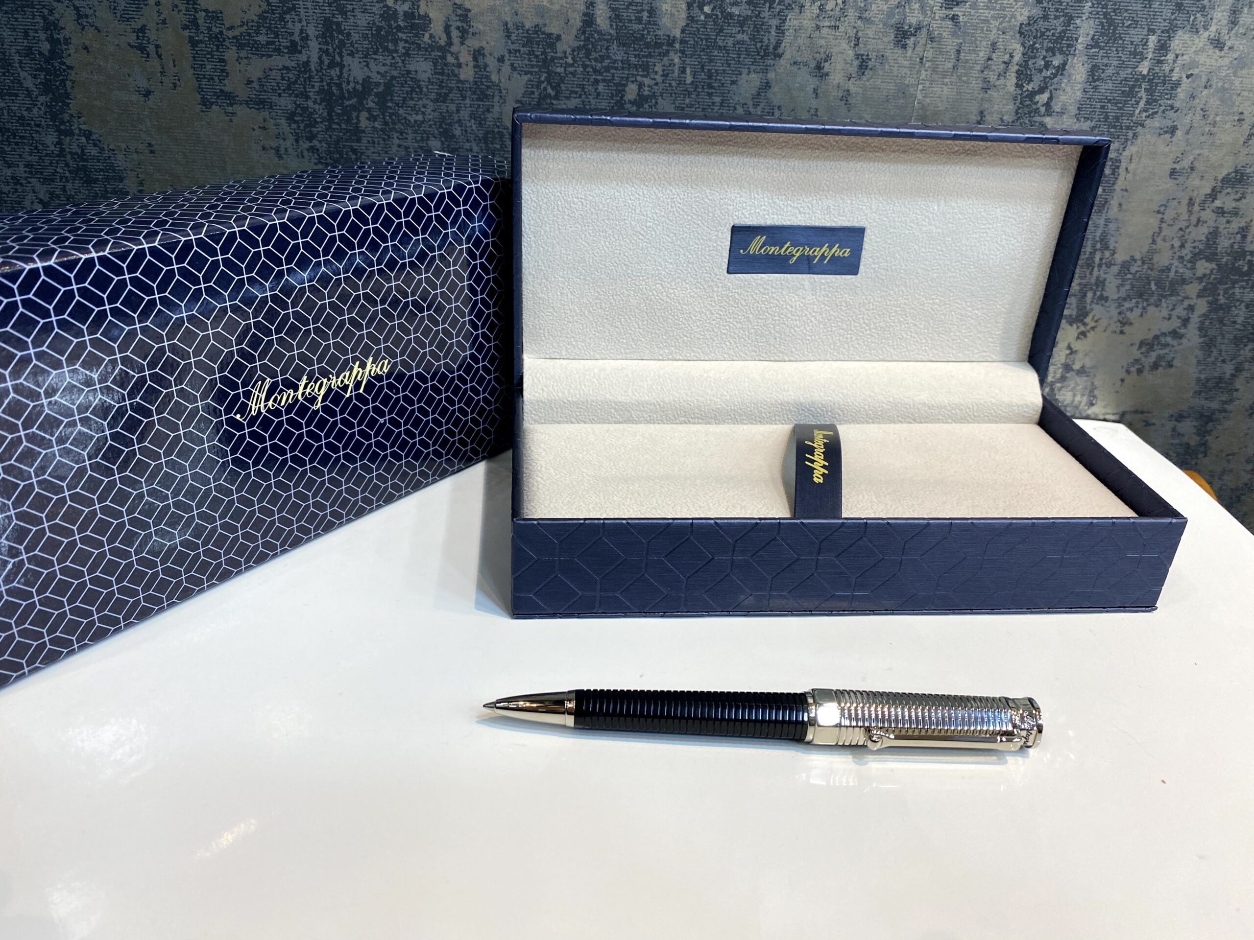 Montegrappa Nerouno Duetto Ballpoint pen