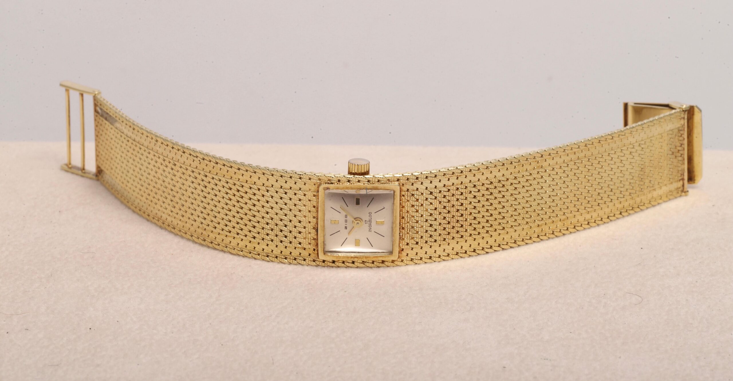 Zico 14ct Yellow Gold Hand Wound Zico Women's Watch