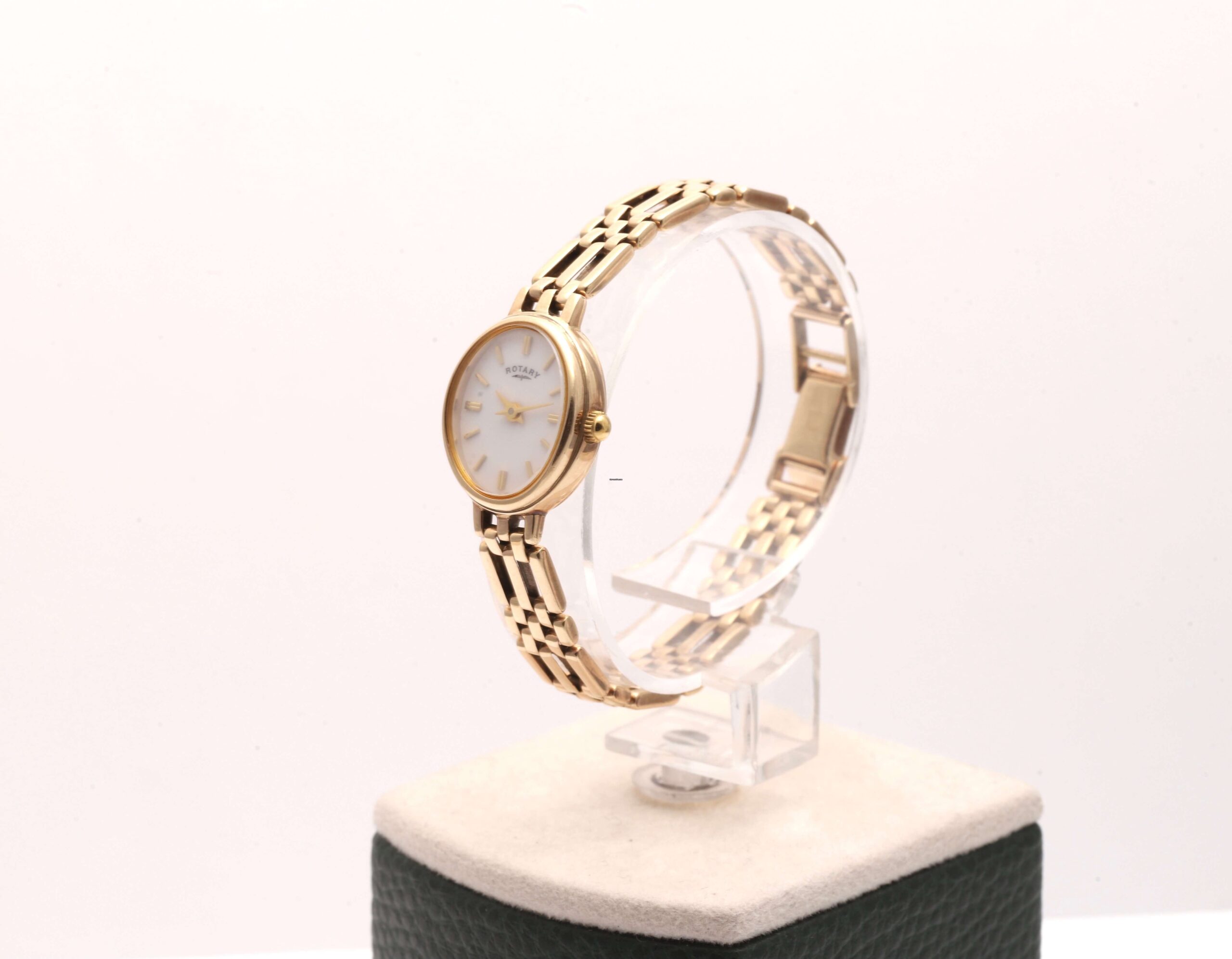 Rotary 9ct Yellow Gold Quartz Women’s Watch Rotary 9ct Yellow Gold Quartz Women’s Watch