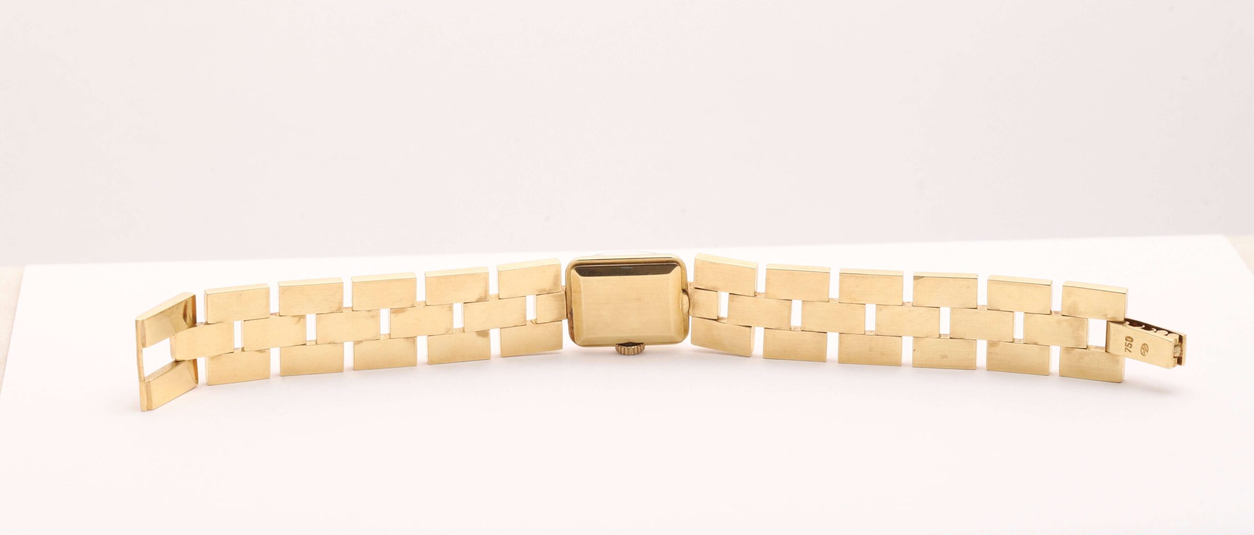 Recta 18ct Yellow Gold Hand Wound Zico Women's Watch Recta 18ct Yellow Gold Hand Wound Zico Women's Watch