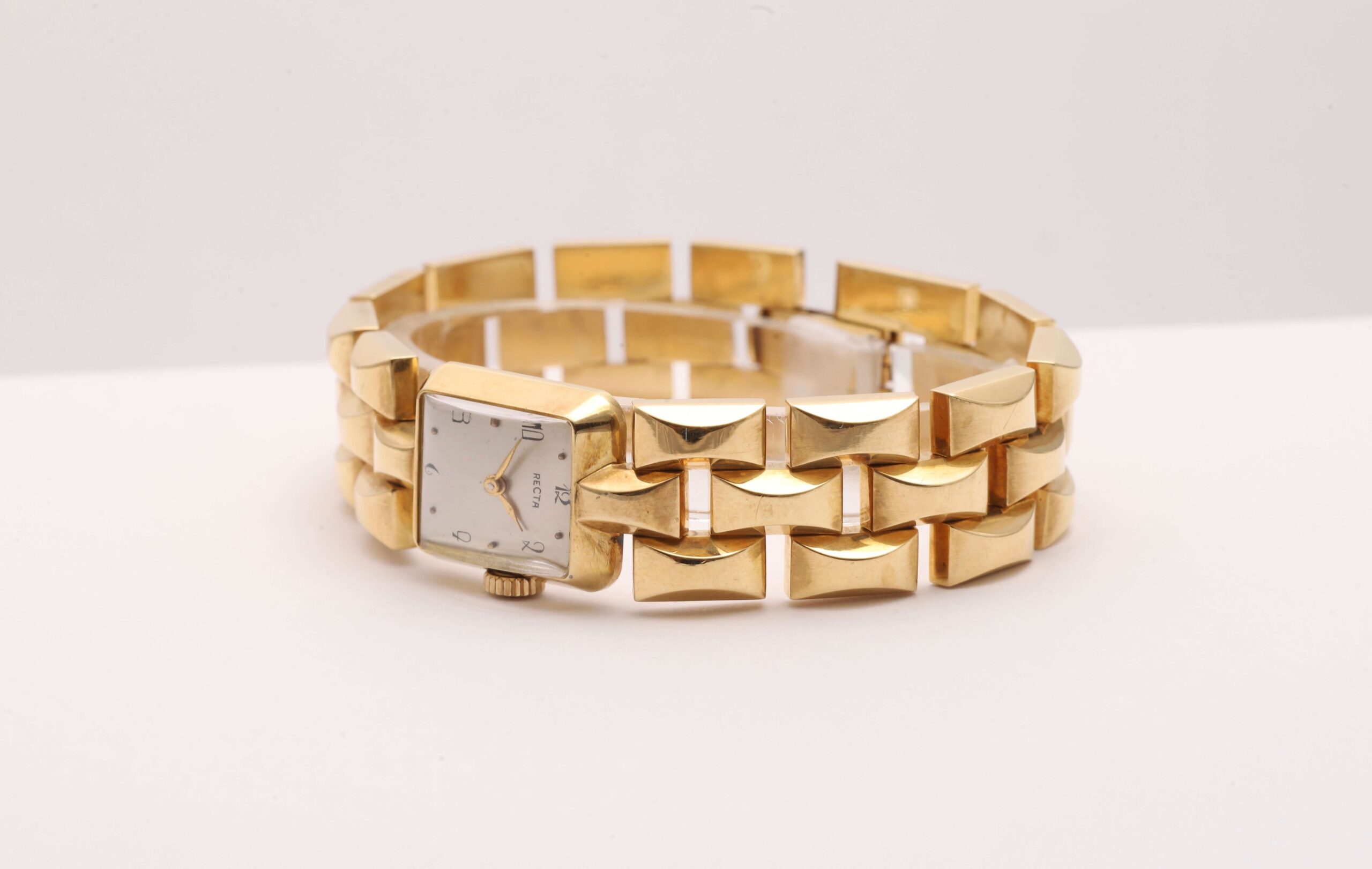 Recta 18ct Yellow Gold Hand Wound Zico Women's Watch Recta 18ct Yellow Gold Hand Wound Zico Women's Watch