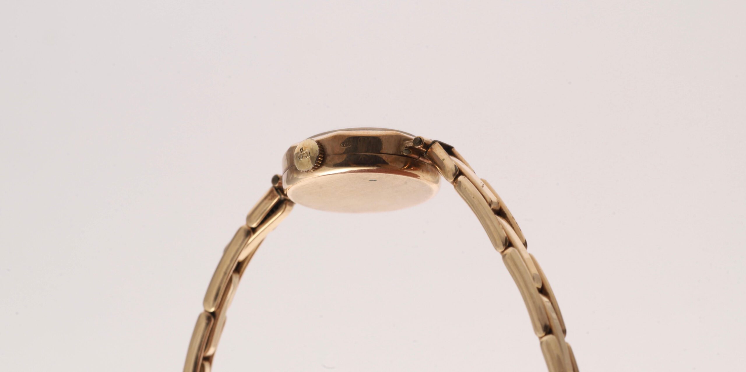 Lanco 9ct Yellow Gold Hand Wound Vintage Women's Watch