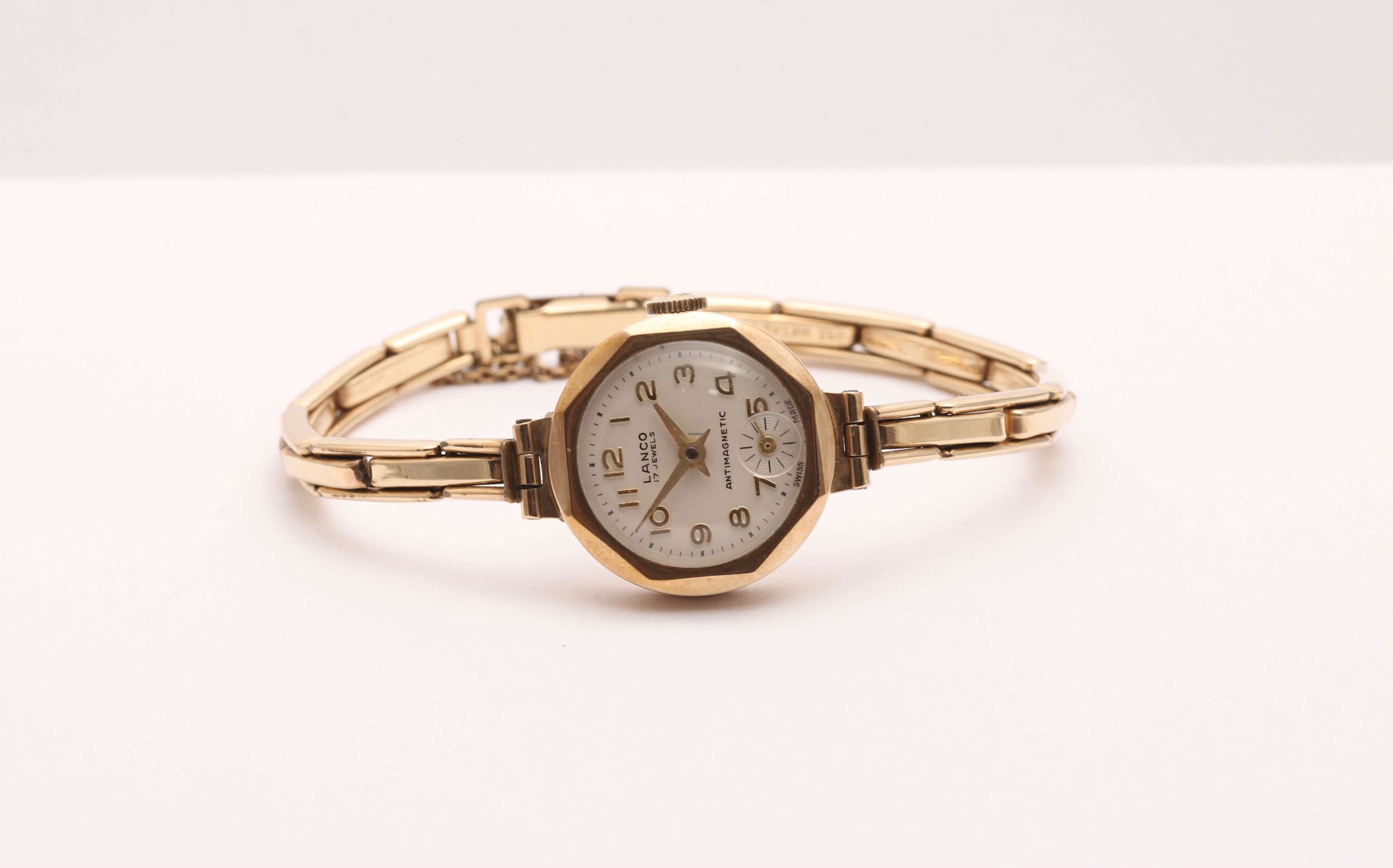 Lanco 9ct Yellow Gold Hand Wound Vintage Women's Watch