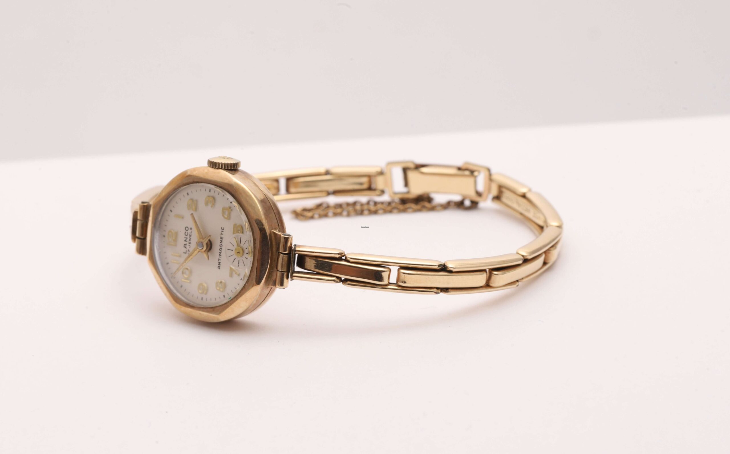 Lanco 9ct Yellow Gold Hand Wound Vintage Women's Watch