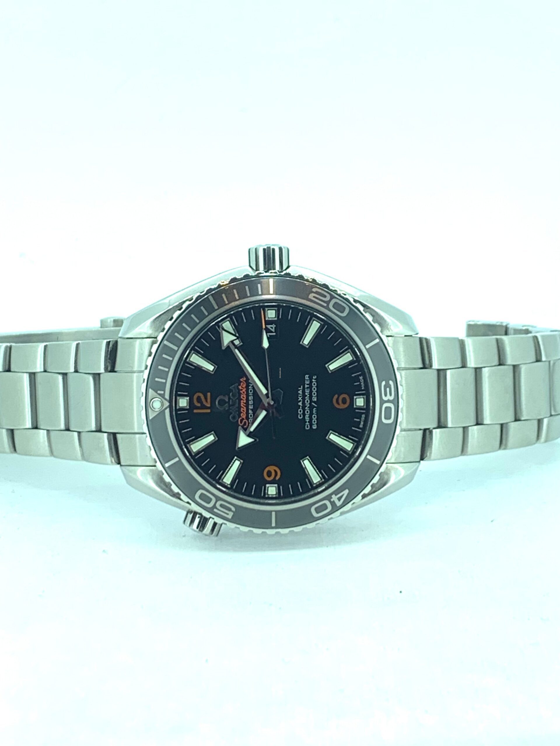 Omega Seamaster 600M Planet Ocean 42mm Ceramic Bezel