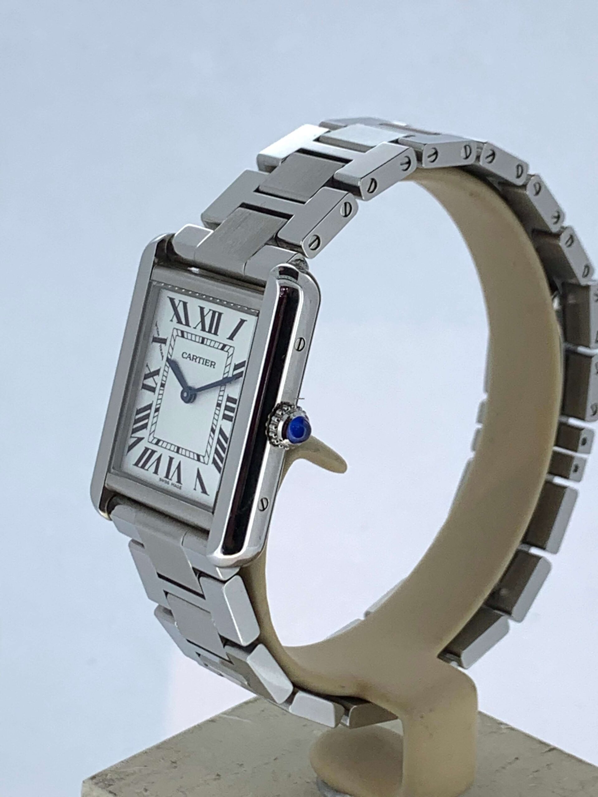 Cartier Tank Solo Quartz 31mm Unisex Watch Box/Papers Mint Condition