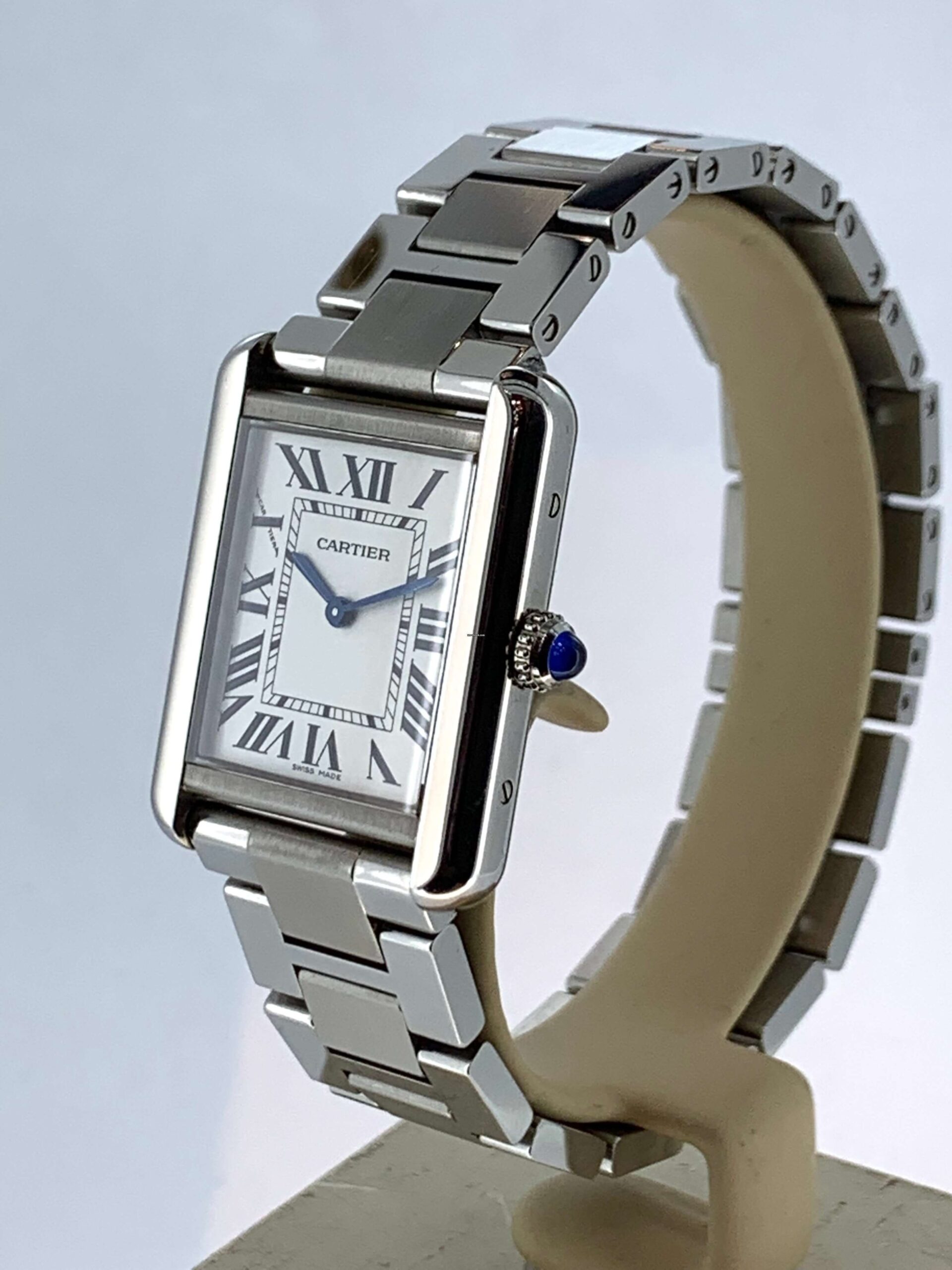 Cartier Tank Solo Quartz 31mm Unisex Watch Box/Papers Mint Condition