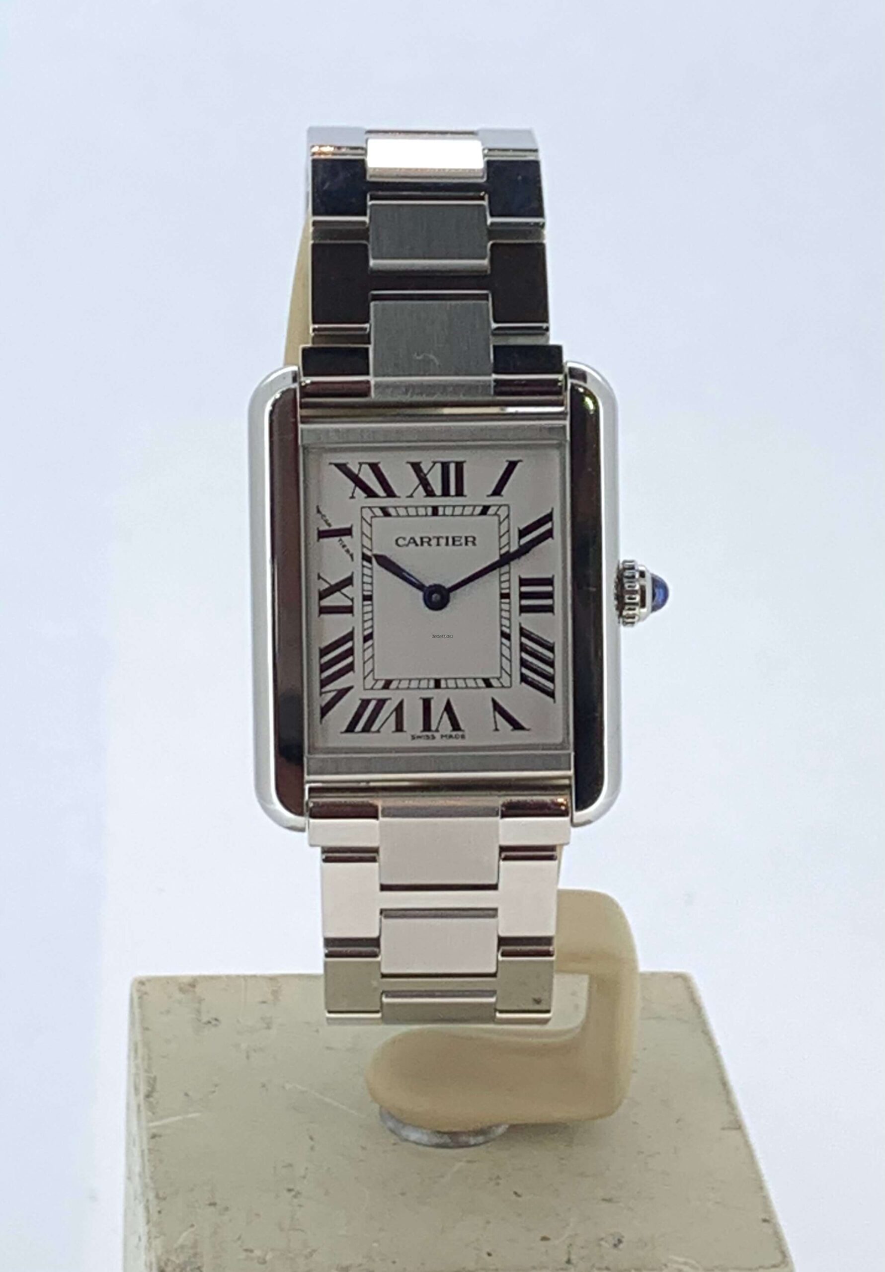 Cartier Tank Solo Quartz 31mm Unisex Watch Box/Papers Mint Condition