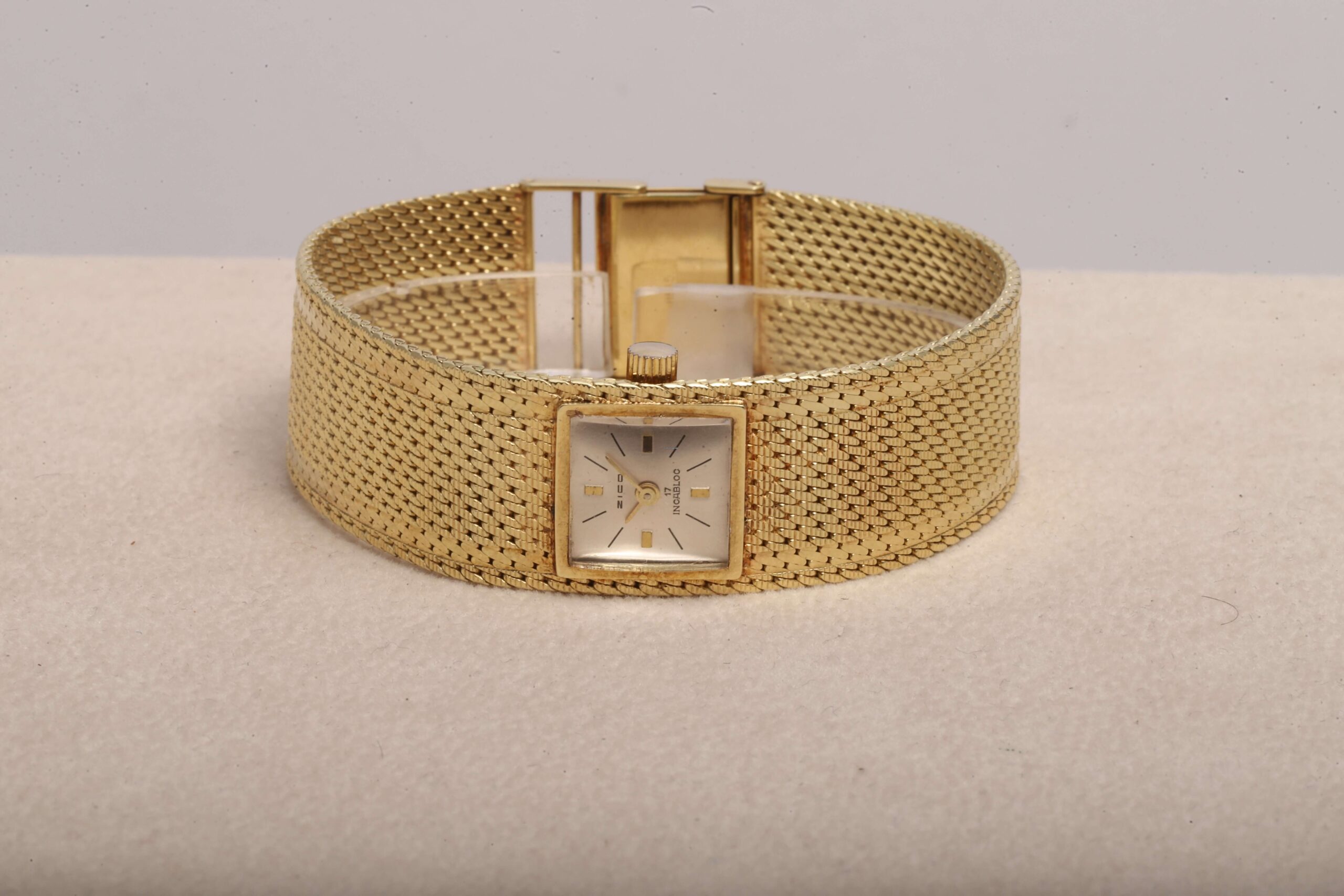 Zico 14ct Yellow Gold Hand Wound Zico Women's Watch